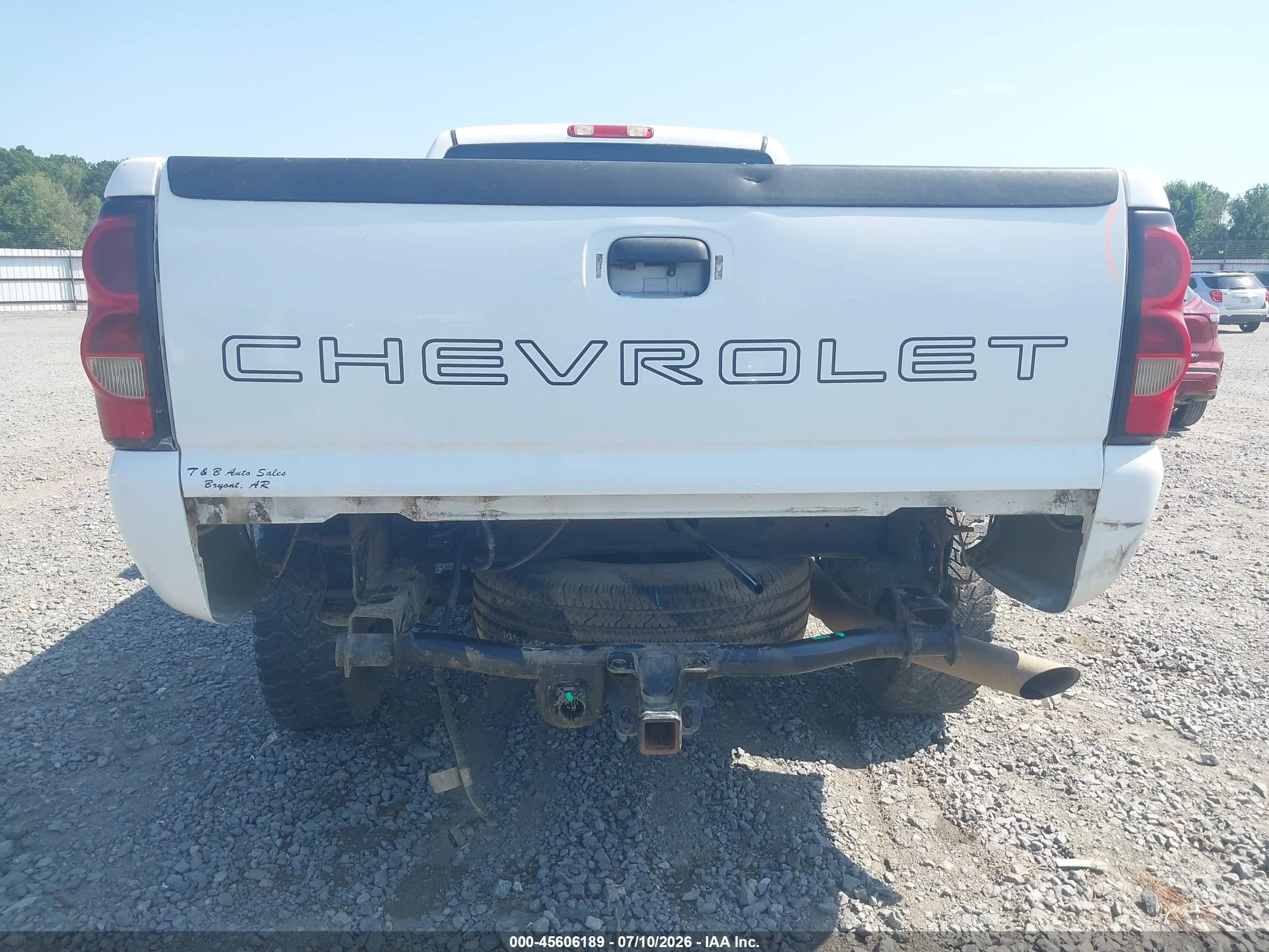 2007 Chevrolet Silverado 2500hd Classic Ls Белый vin: 1GCHC24U57E199546