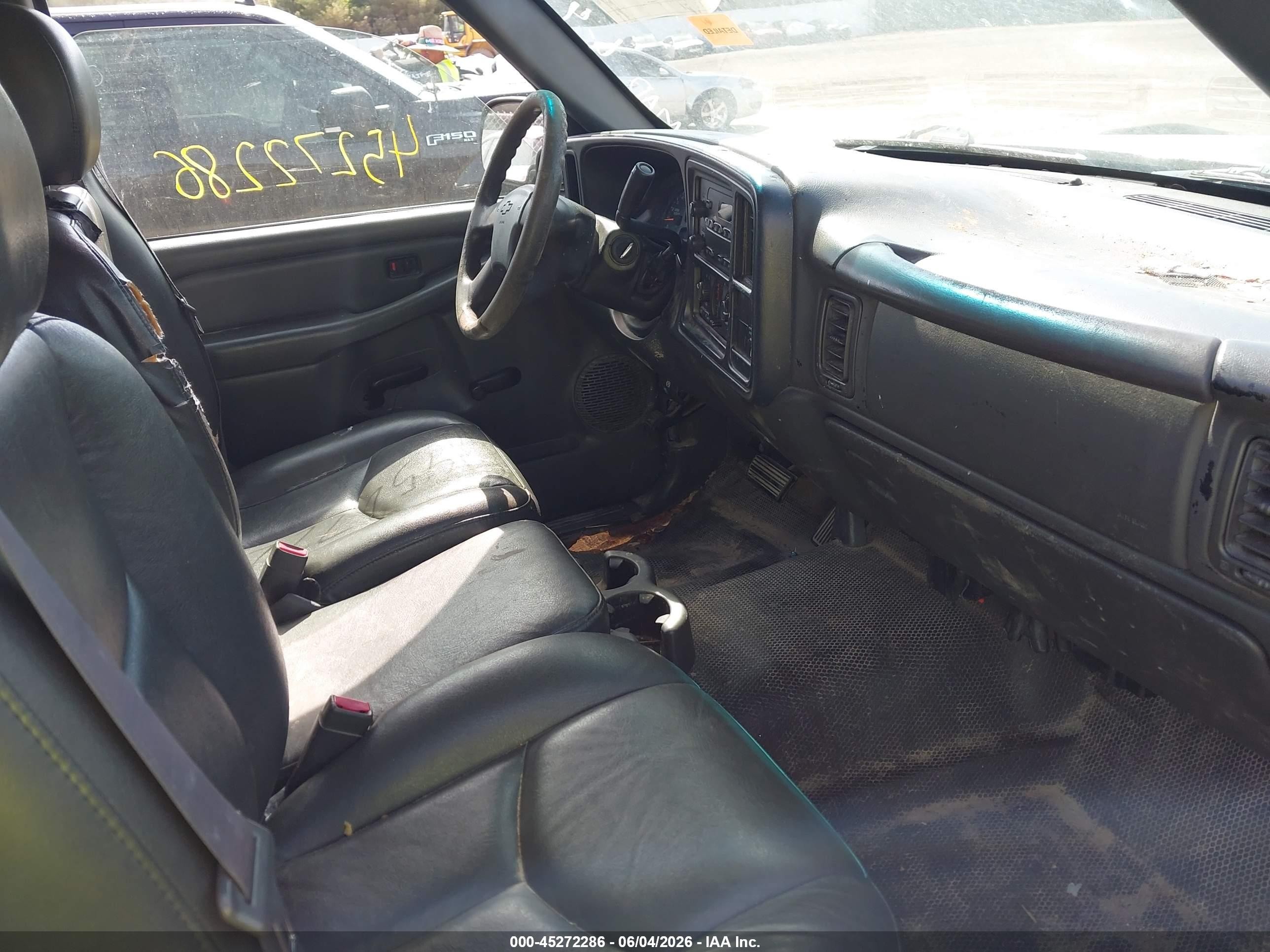 2004 Chevrolet Silverado 2500hd Work Truck Black vin: 1GCHC24U64E229388