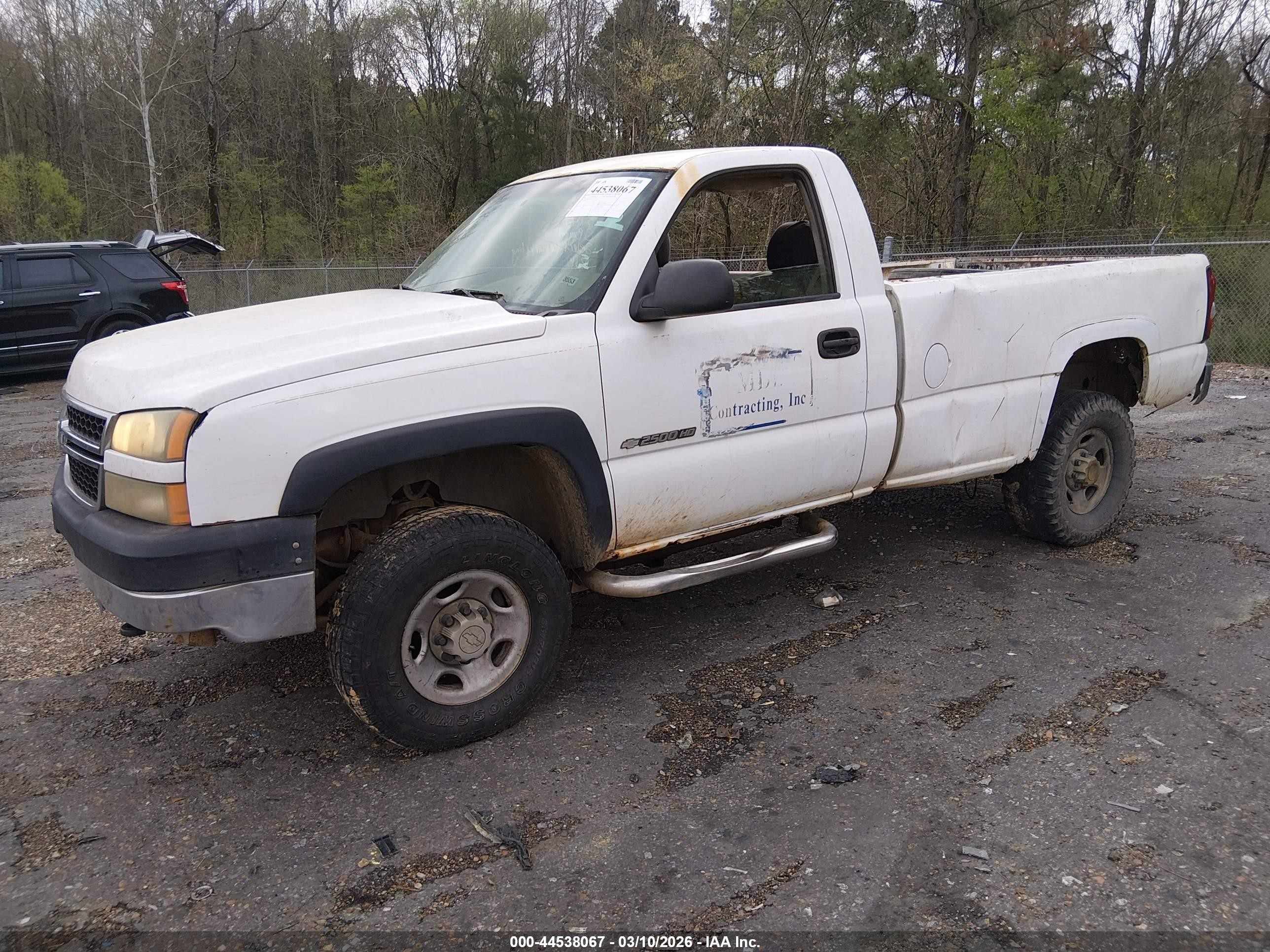 2006 Chevrolet Silverado 2500hd Work Truck Белый vin: 1GCHC24U66E124045