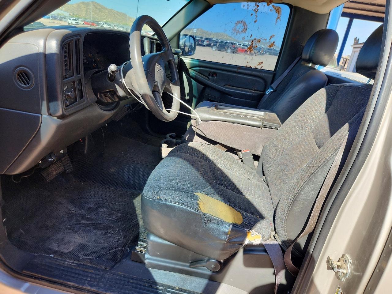 2005 Chevrolet Silverado C2500 Heavy Duty Серый vin: 1GCHC24U75E180963