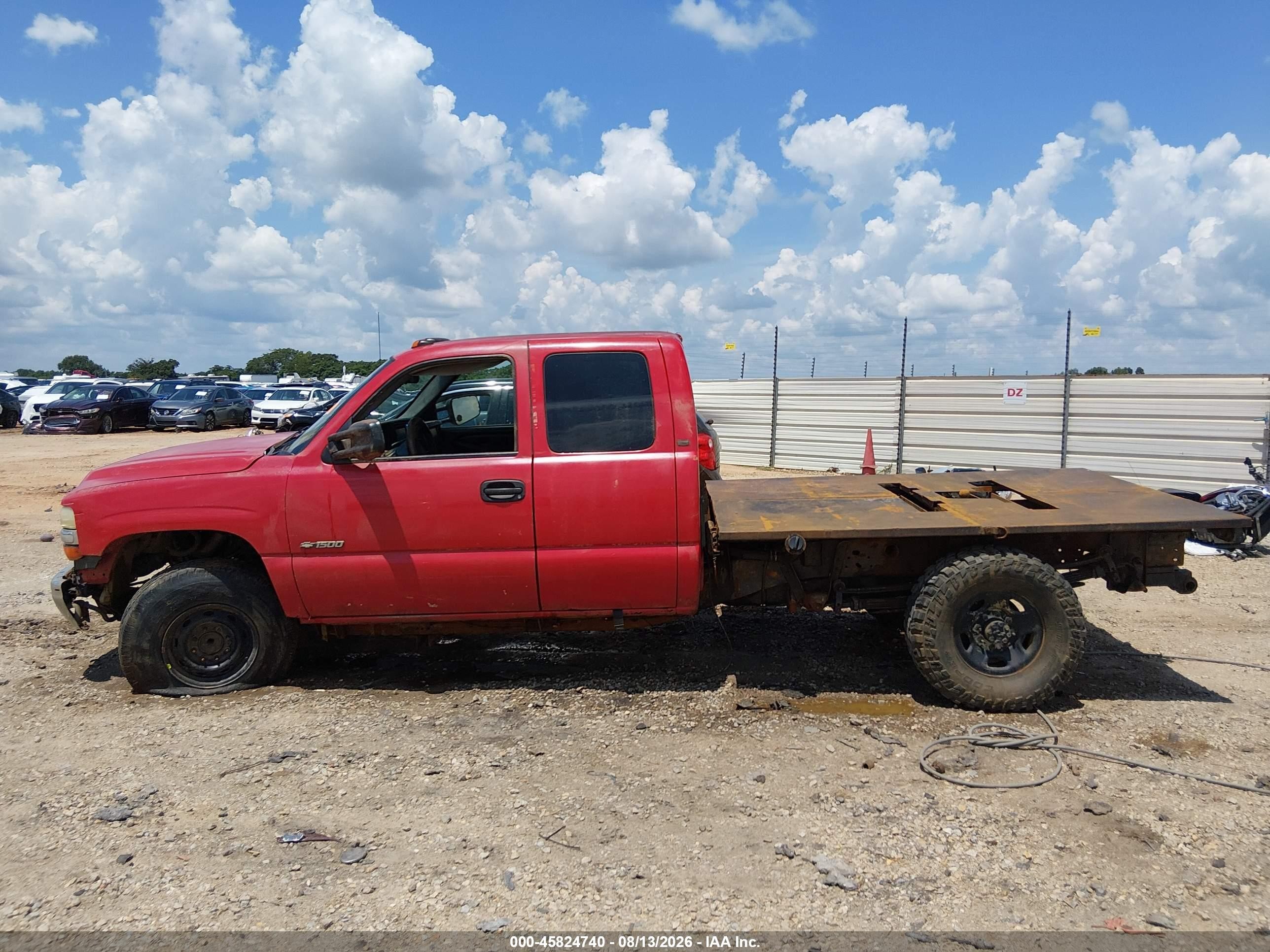 2002 Chevrolet Silverado 2500hd   Red vin: 1GCHC29122E169525