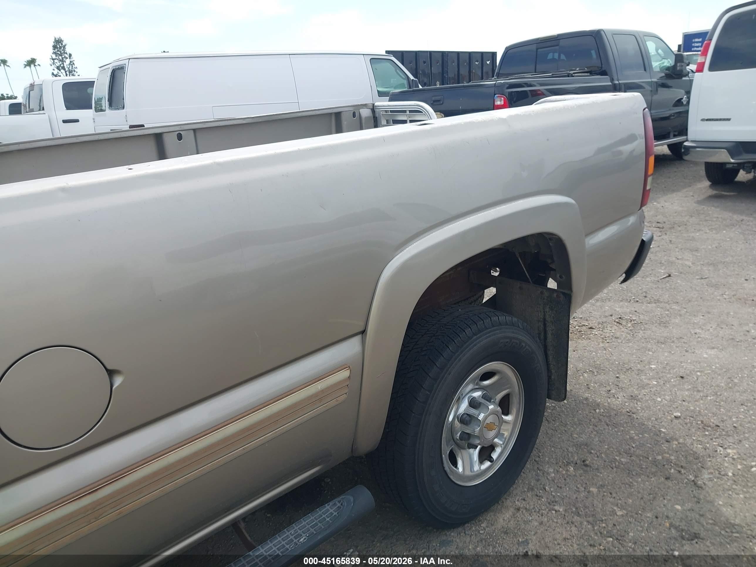 2001 Chevrolet Silverado 2500hd Ls Gold vin: 1GCHC29171E203912