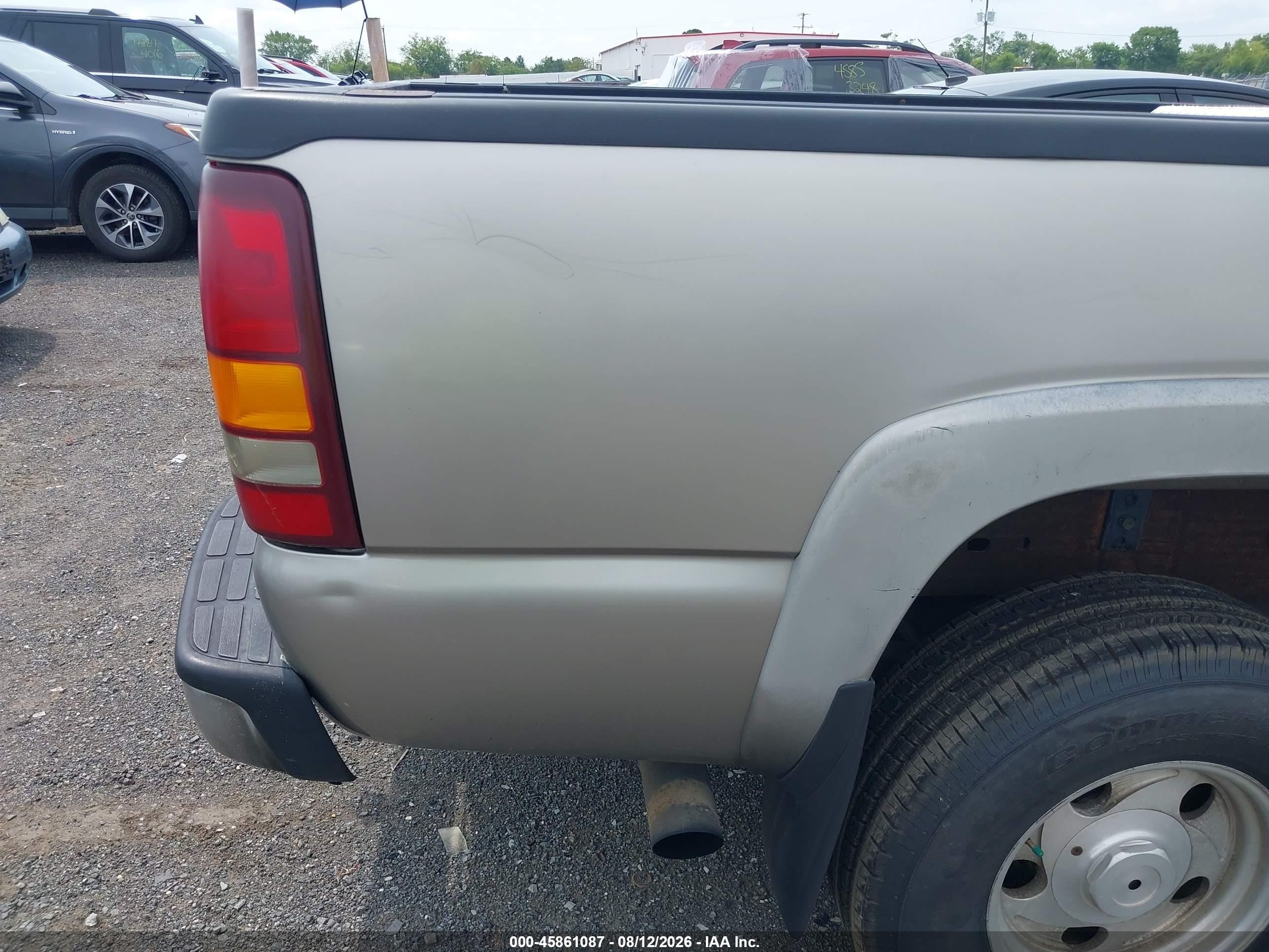 2001 Chevrolet Silverado 2500hd Ls Silver vin: 1GCHC29191E300772