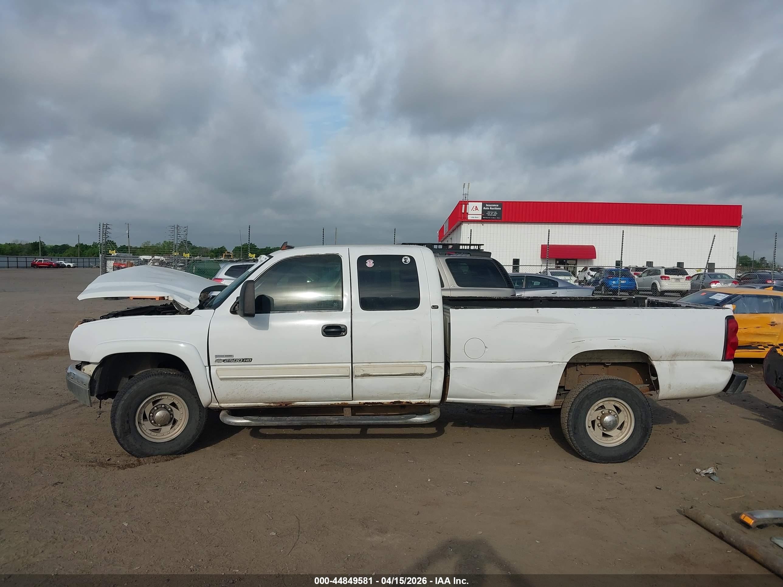 2006 Chevrolet Silverado 2500hd Lt1 White vin: 1GCHC29D16E247633