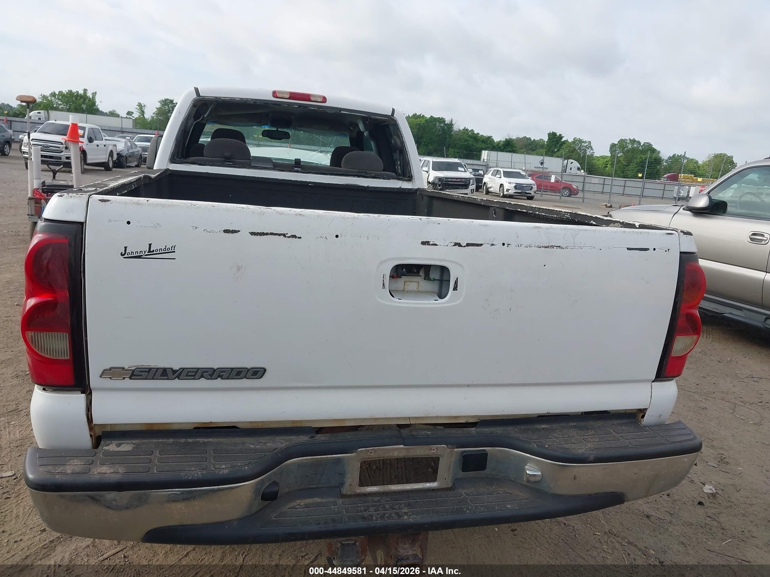 2006 Chevrolet Silverado 2500hd Lt1 White vin: 1GCHC29D16E247633