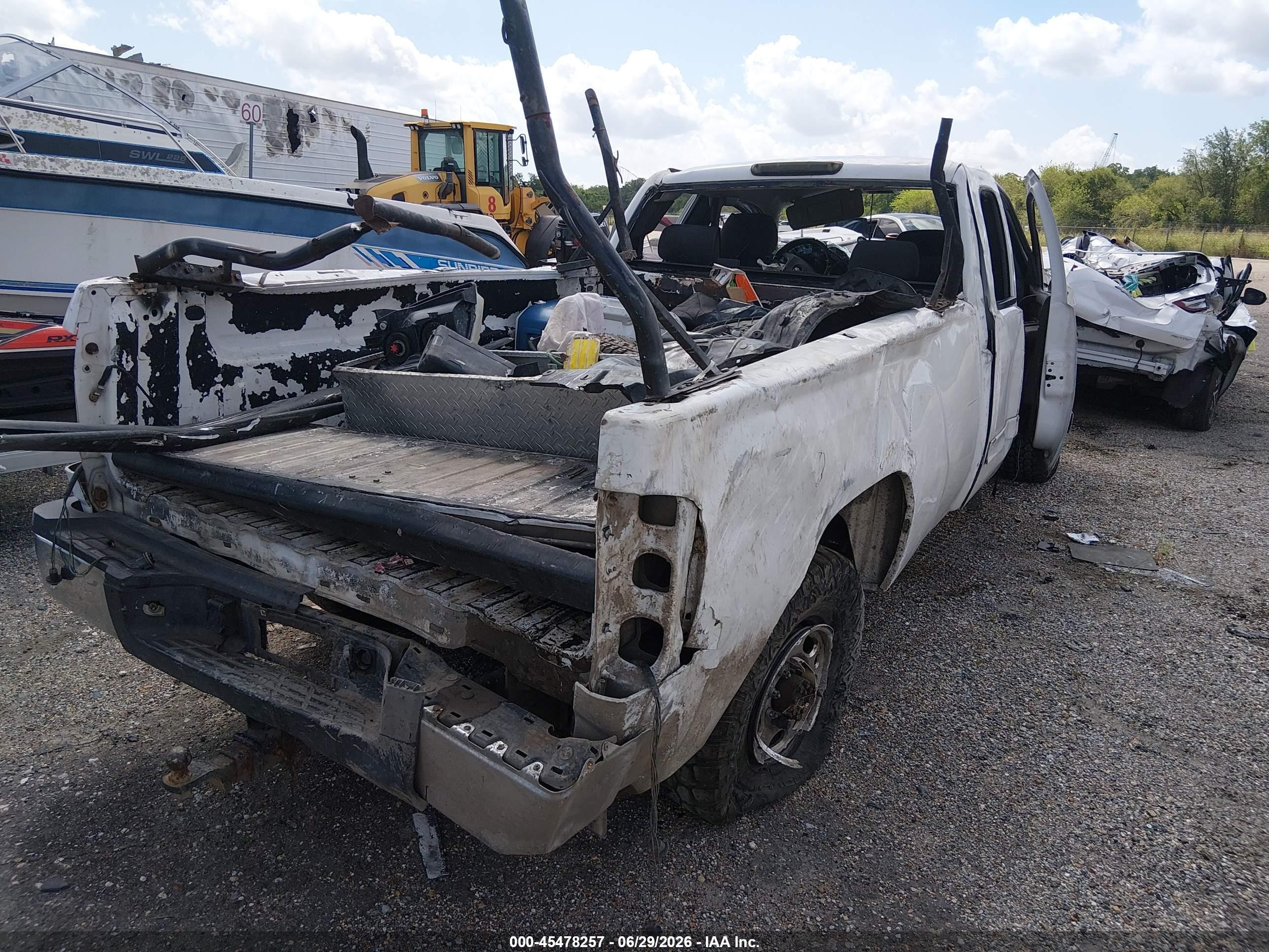2008 Chevrolet Silverado 2500hd Lt1 White vin: 1GCHC29K08E138176