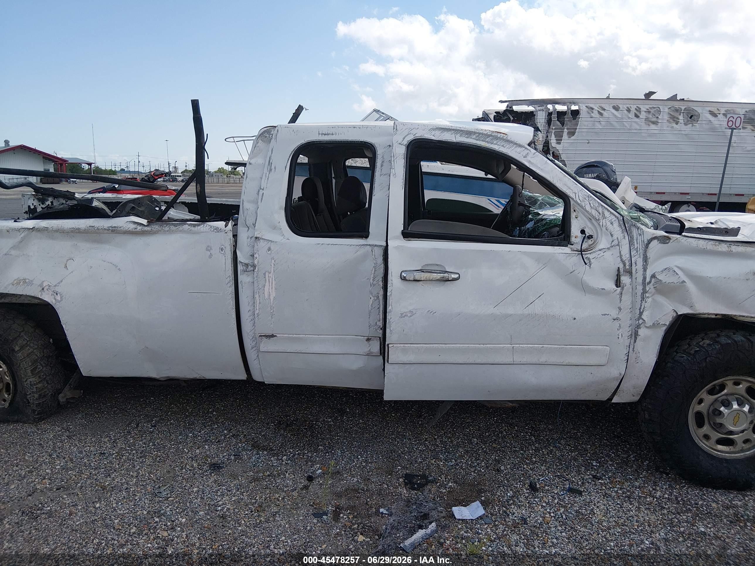 2008 Chevrolet Silverado 2500hd Lt1 White vin: 1GCHC29K08E138176