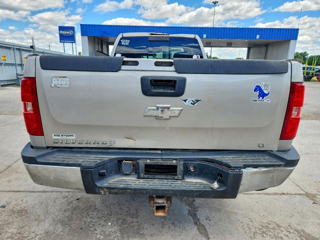 2007 Chevrolet Silverado C2500 Heavy Duty Beige vin: 1GCHC29K37E585602