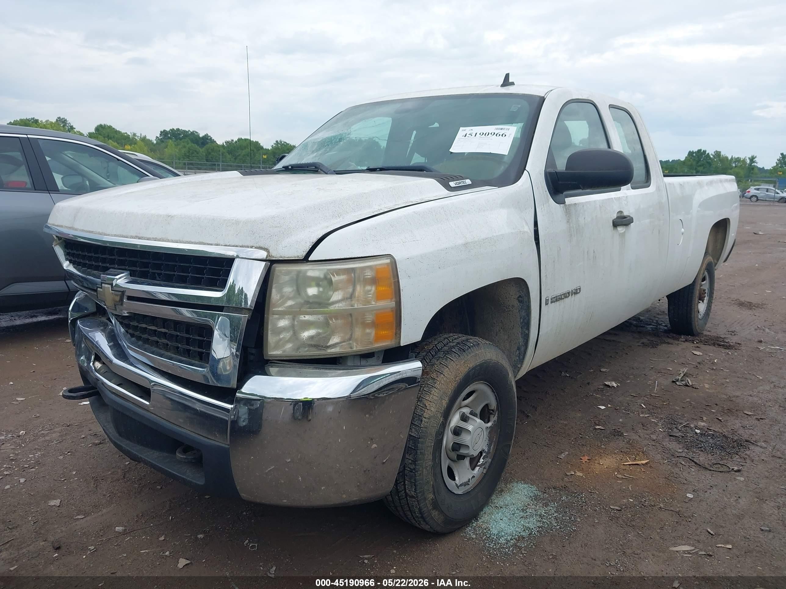 2008 Chevrolet Silverado 2500hd Work Truck White vin: 1GCHC29K58E108445