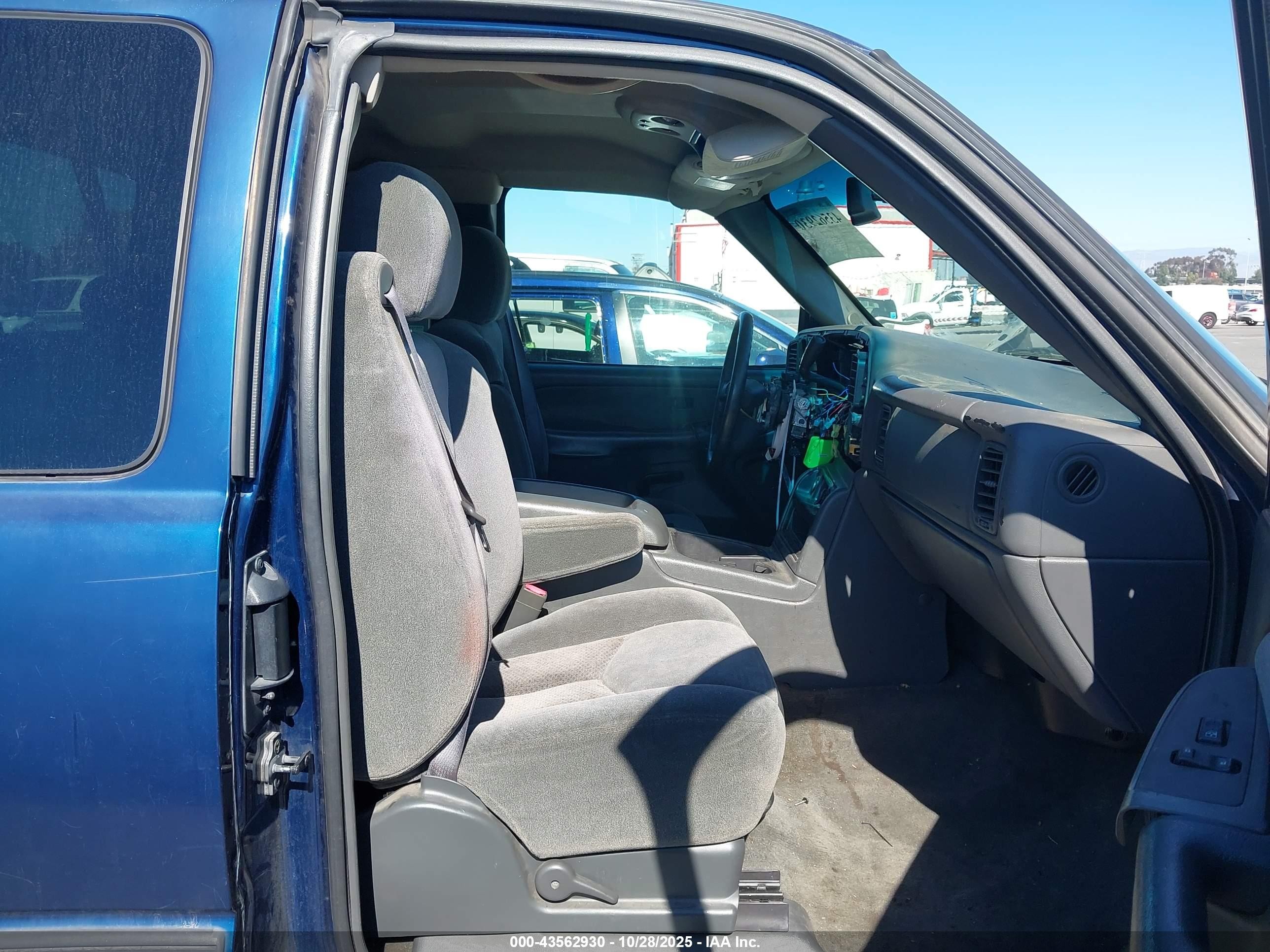 2003 Chevrolet Silverado 2500hd Ls Blue vin: 1GCHC29U03E294860