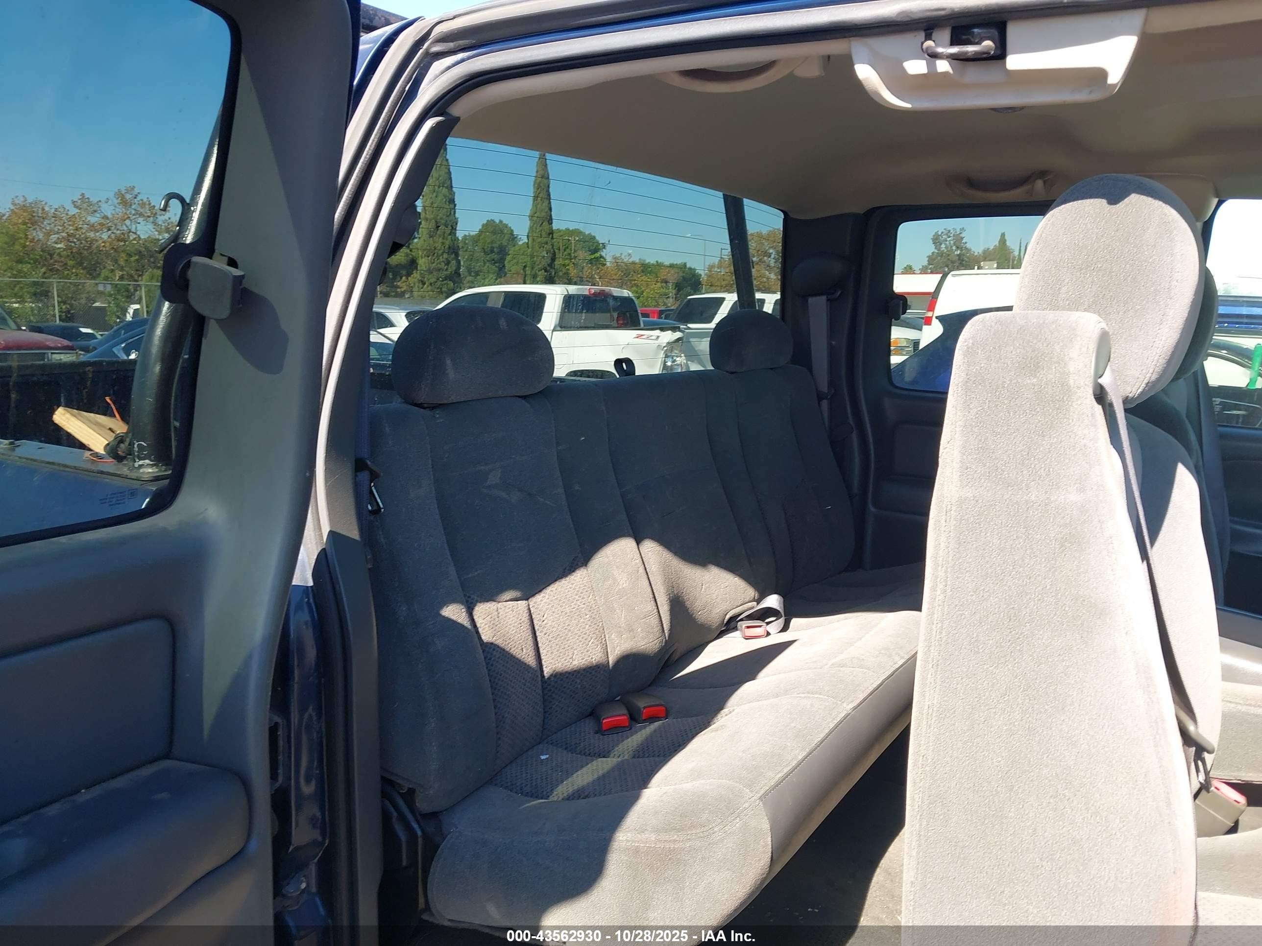 2003 Chevrolet Silverado 2500hd Ls Blue vin: 1GCHC29U03E294860