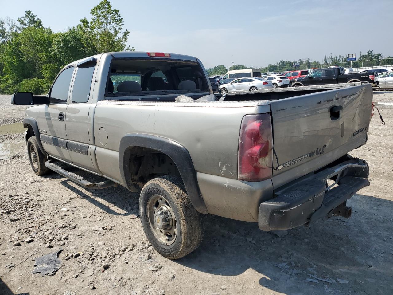 2003 Chevrolet Silverado C2500 Heavy Duty Tan vin: 1GCHC29U13E357836