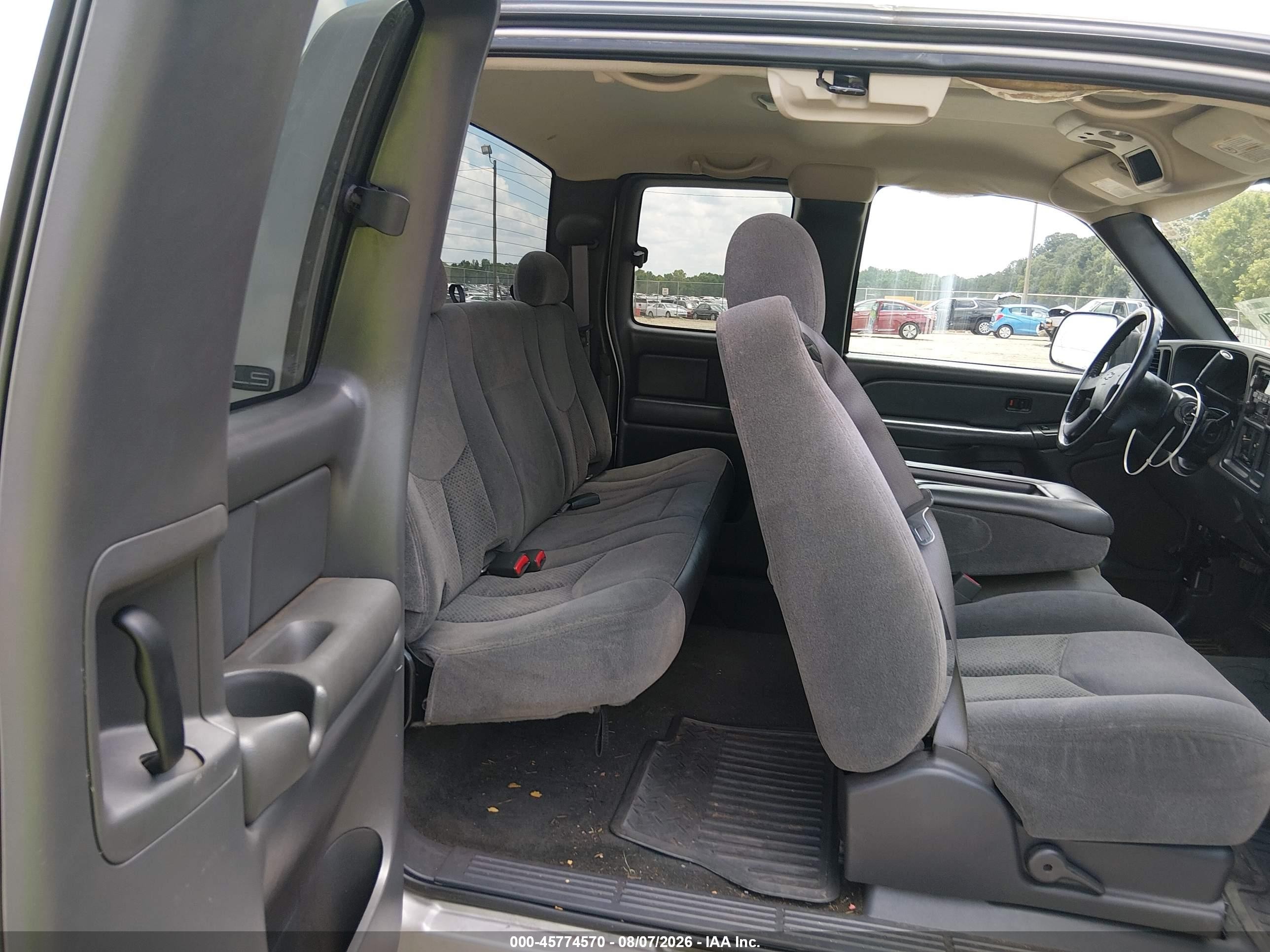 2005 Chevrolet Silverado 2500hd Ls Желто-коричневый vin: 1GCHC29U15E119603