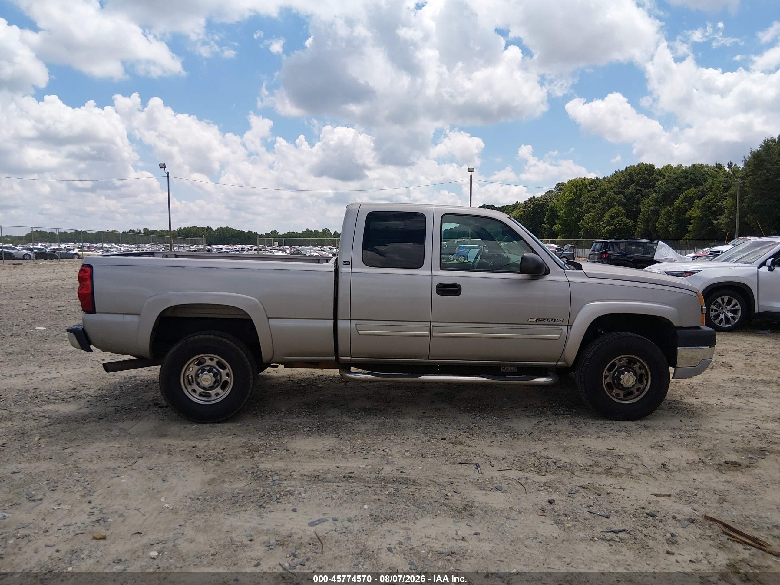 2005 Chevrolet Silverado 2500hd Ls Желто-коричневый vin: 1GCHC29U15E119603