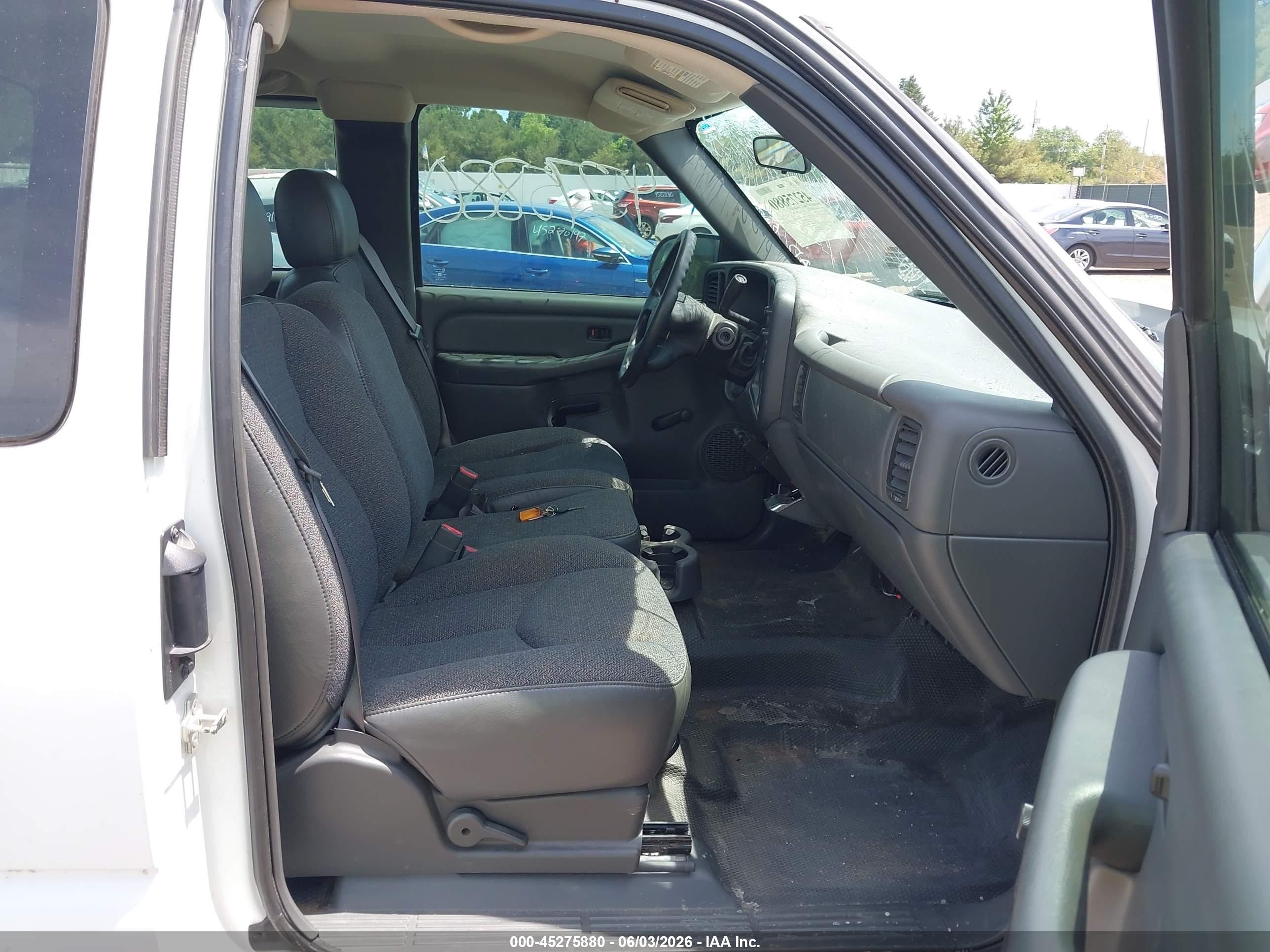 2007 Chevrolet Silverado 2500hd Classic Work Truck White vin: 1GCHC29U17E146447