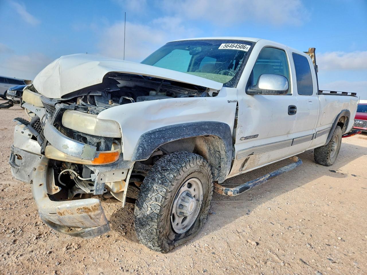 2001 Chevrolet Silverado C2500 Heavy Duty White vin: 1GCHC29U21E170229
