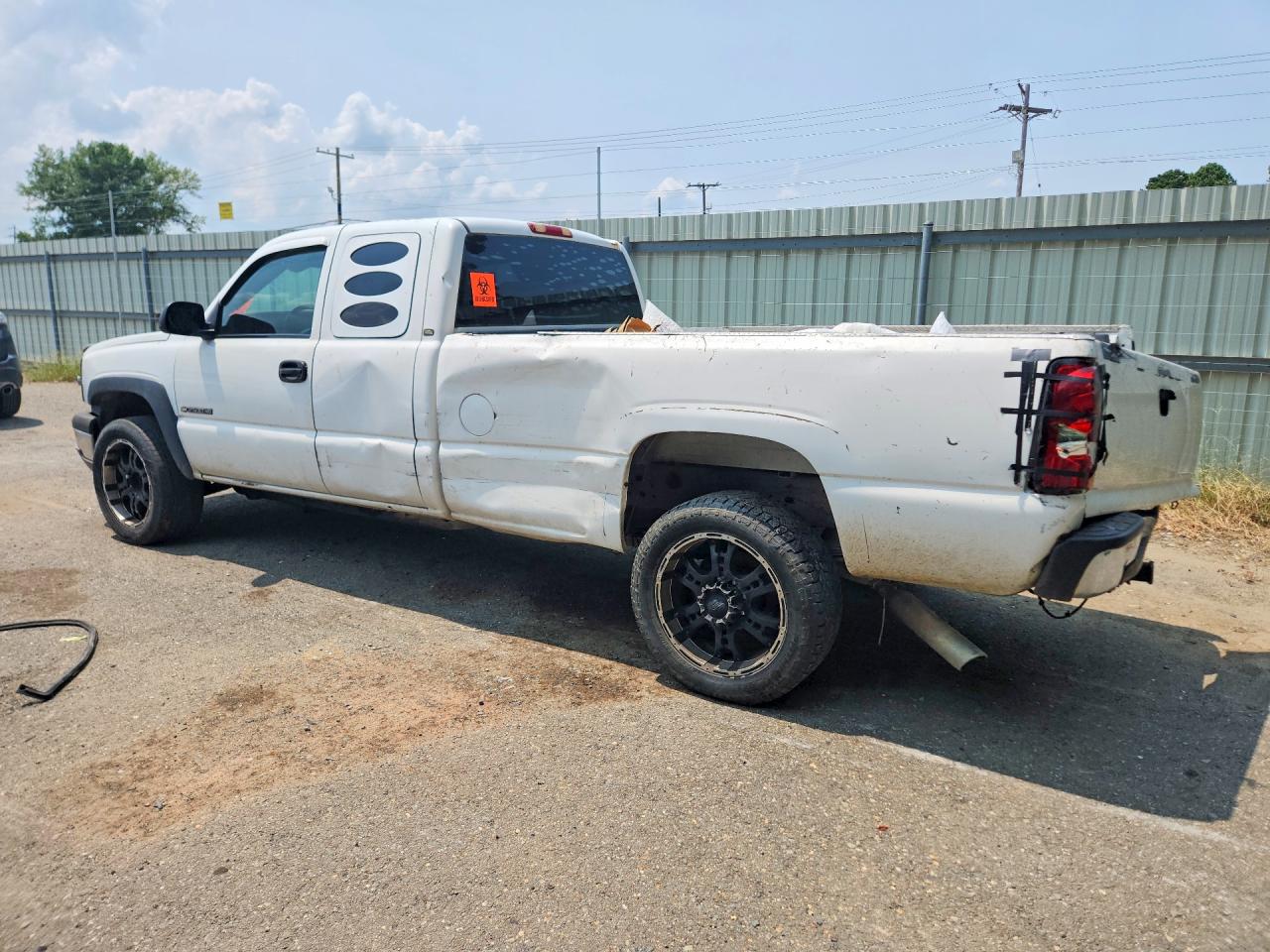 2003 Chevrolet Silverado C2500 Heavy Duty Белый vin: 1GCHC29U53E148633