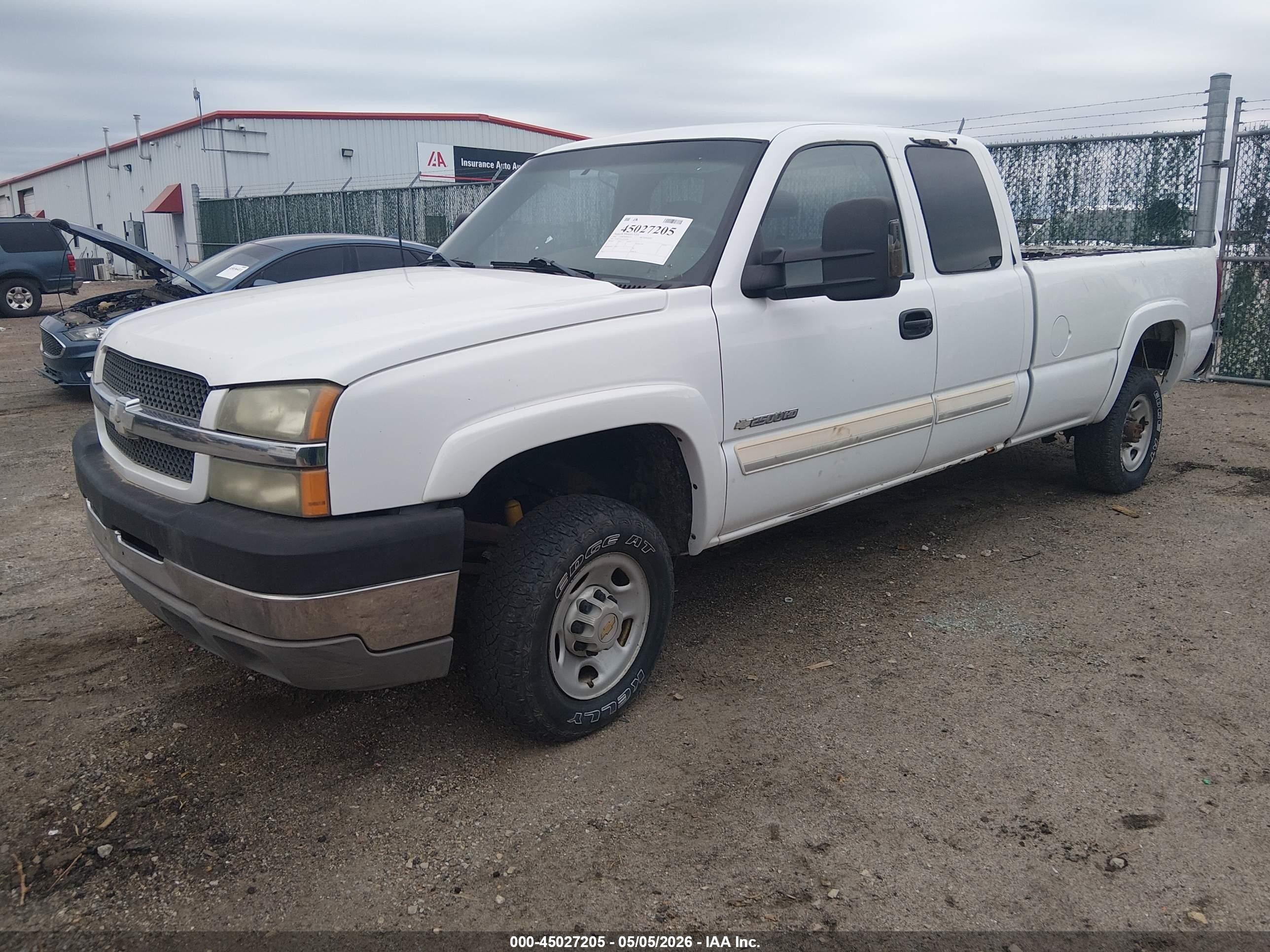 2003 Chevrolet Silverado 2500hd Ls Белый vin: 1GCHC29U63E328560