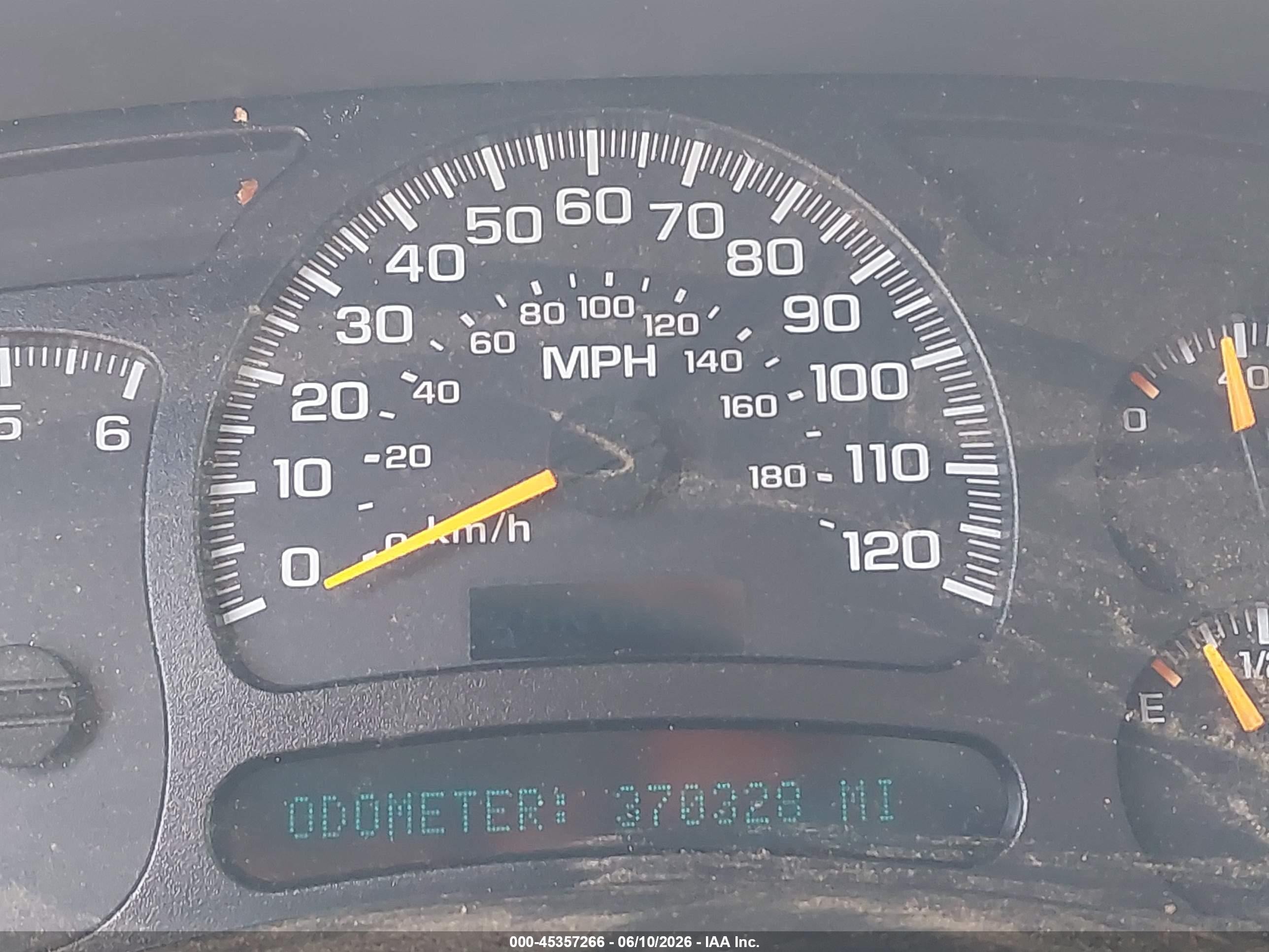 2003 Chevrolet Silverado 2500hd Ls Белый vin: 1GCHC29U93E343196