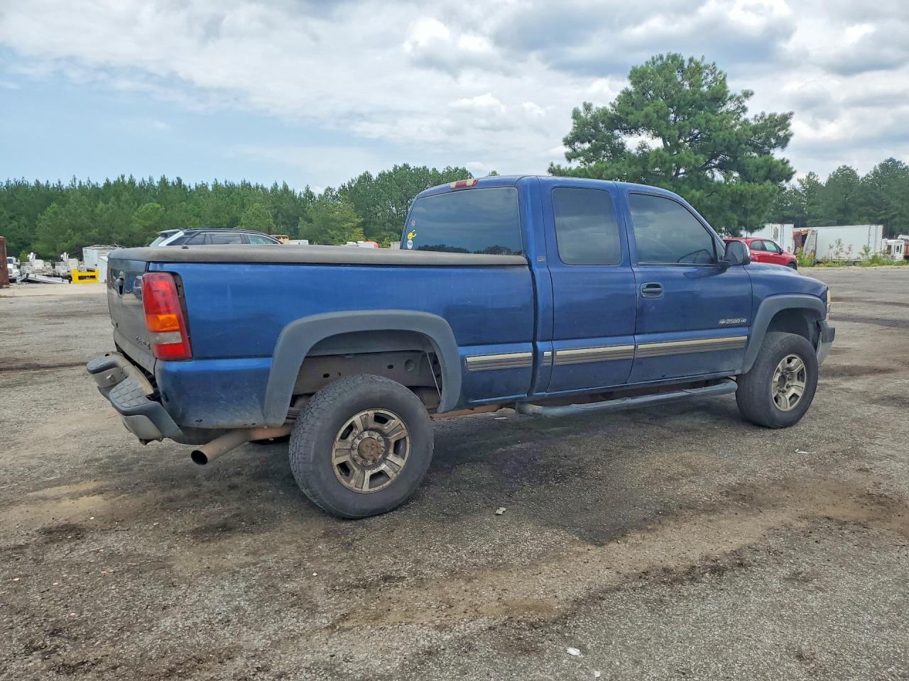 2002 Chevrolet Silverado C2500 Heavy Duty Blue vin: 1GCHC29UX2E124861