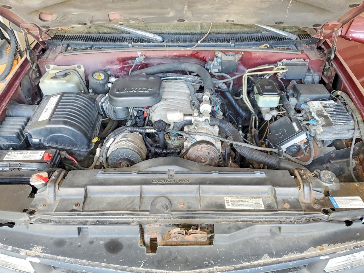 1999 Chevrolet Gmt-400 C3500 Maroon vin: 1GCHC33J6XF038033