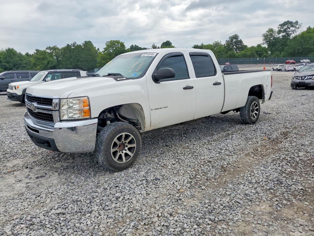 2008 Chevrolet Silverado C3500 White vin: 1GCHC33K68F228229
