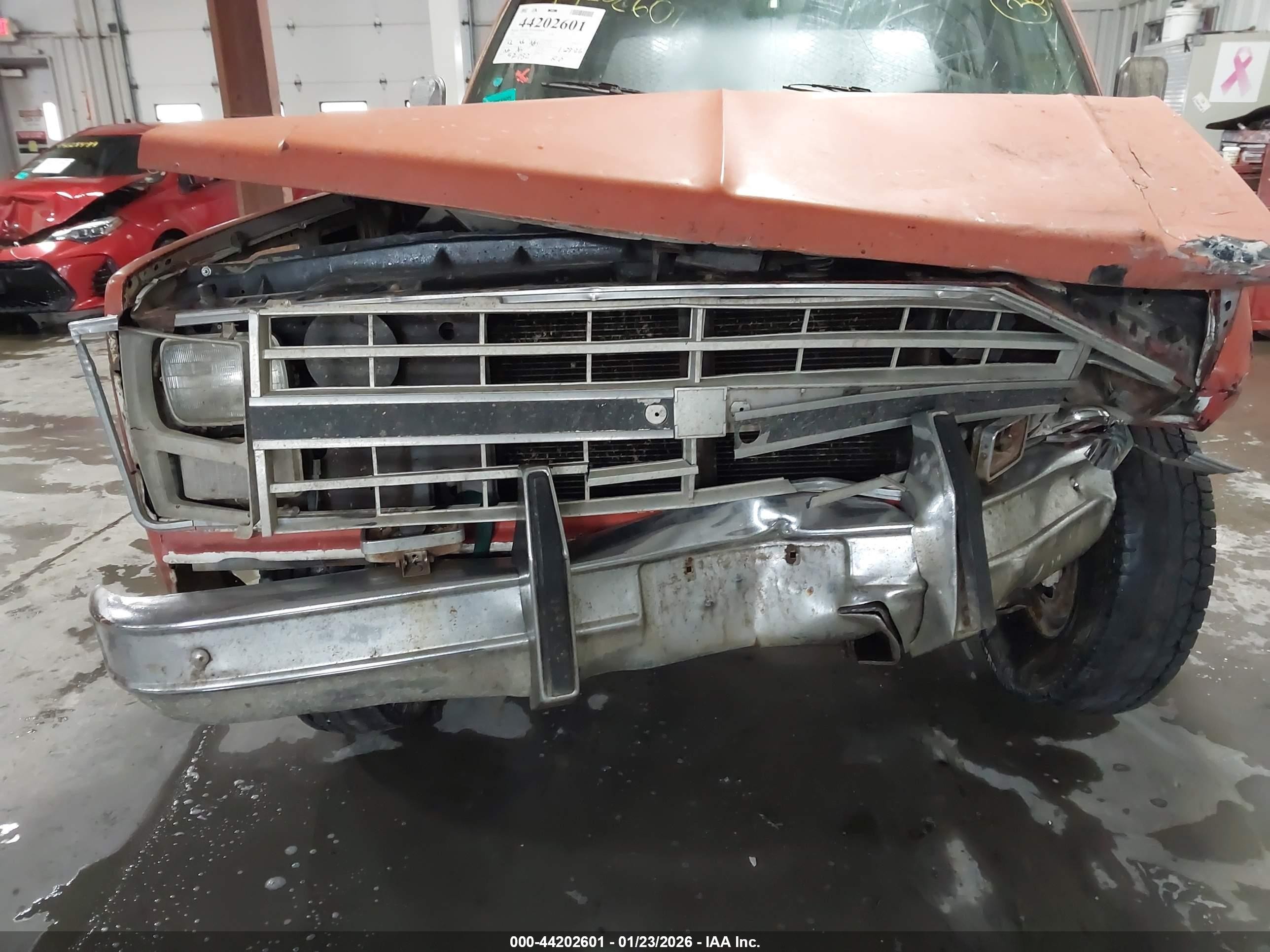 1985 Chevrolet C30   Оранжевый vin: 1GCHC33M6FS108565