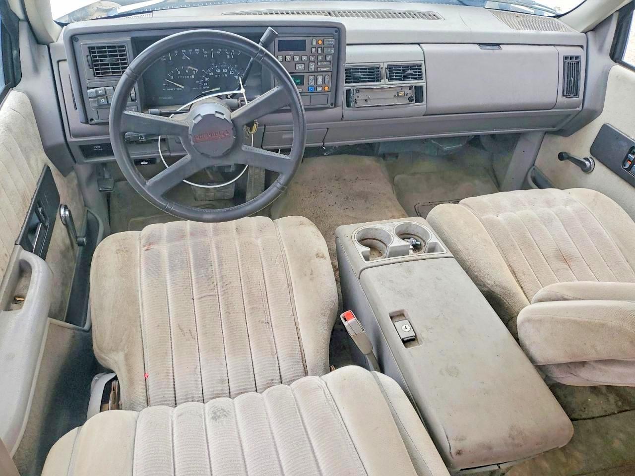 1992 Chevrolet Gmt-400 C3500 Белый vin: 1GCHC33N9NJ319367