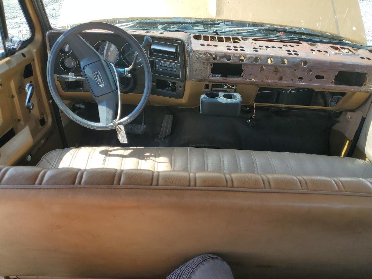 1985 Chevrolet C30 Золотой vin: 1GCHC33W6FS161686