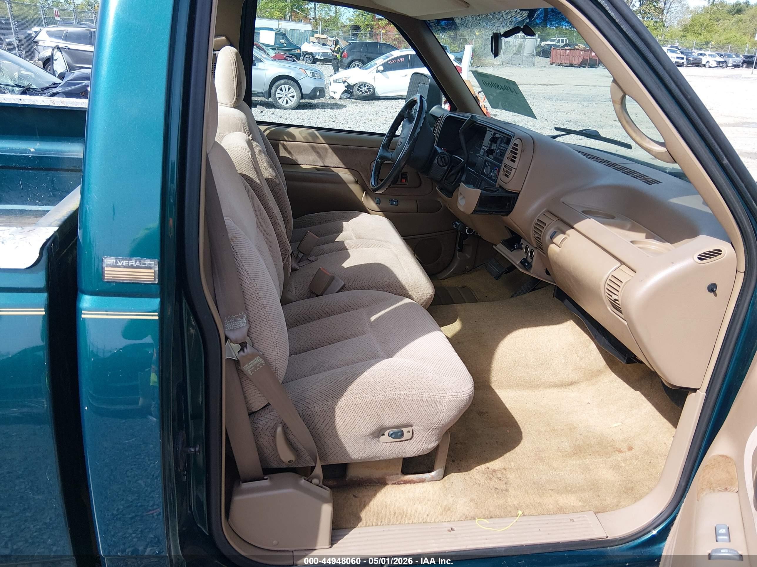 1995 Chevrolet Gmt-400 C3500 Green vin: 1GCHC34F4SE158230