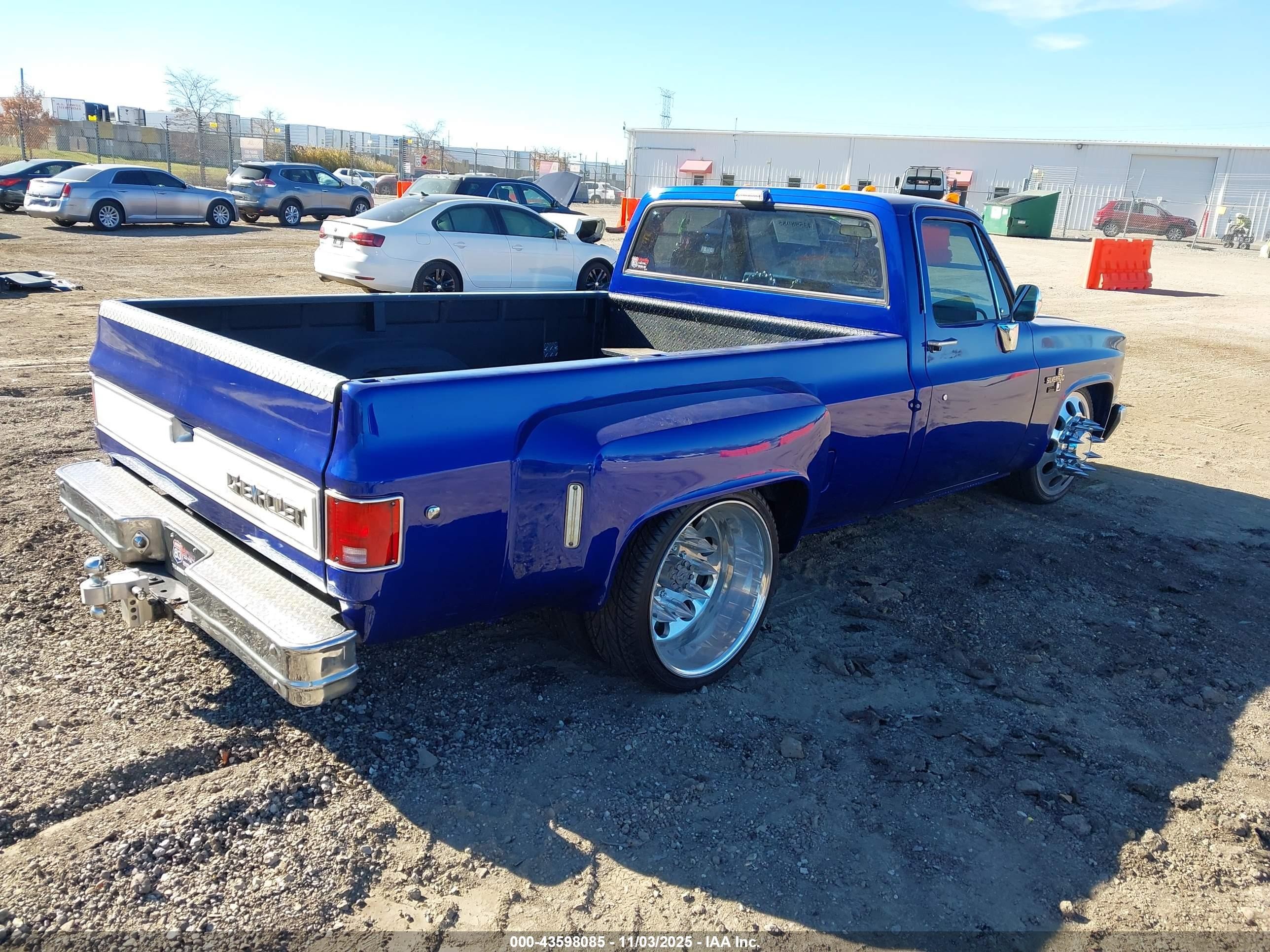1985 Chevrolet C30   Синий vin: 1GCHC34W3FJ140489