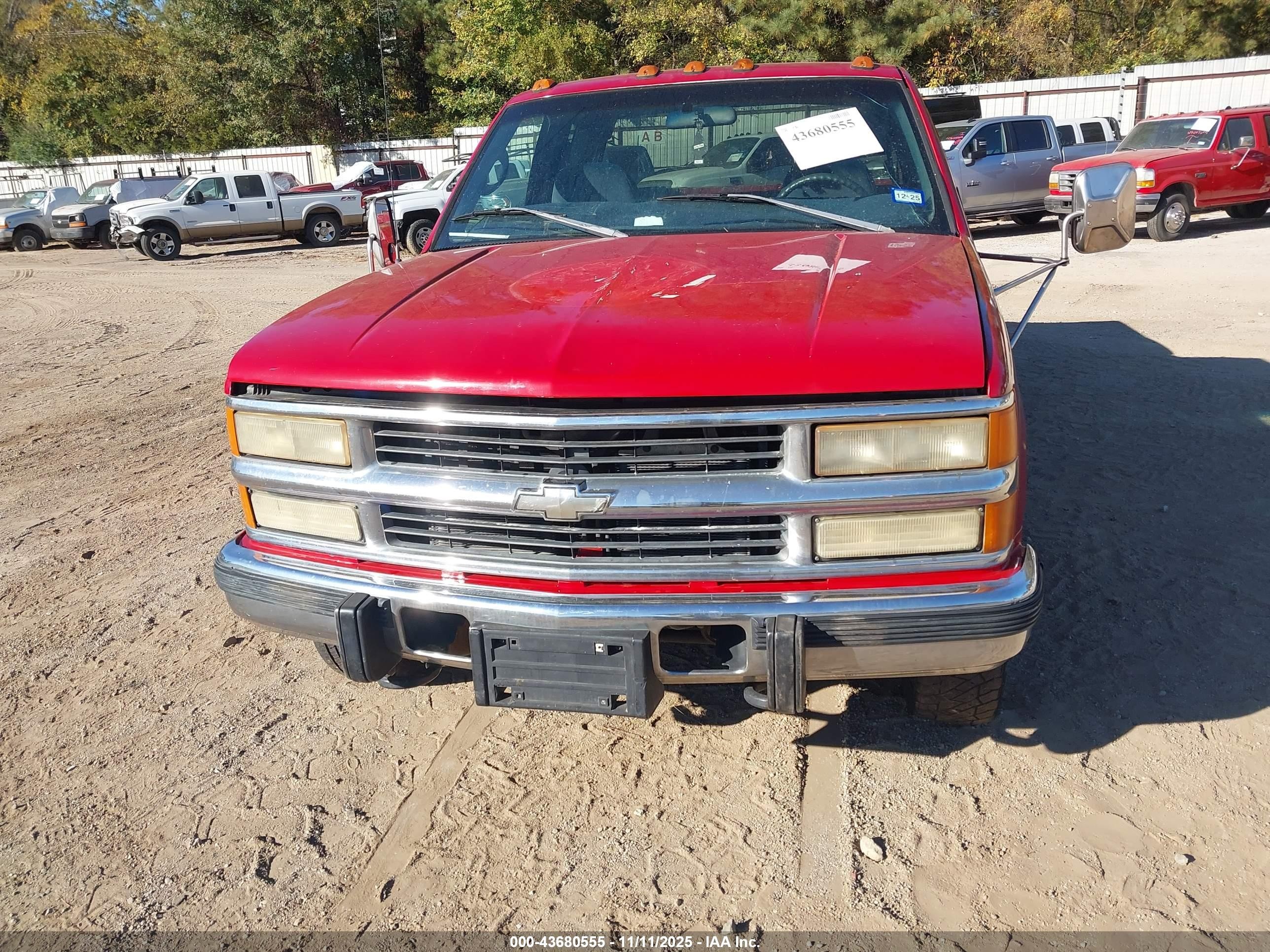 1998 Chevrolet K3500   Red vin: 1GCHC39F7WE174548