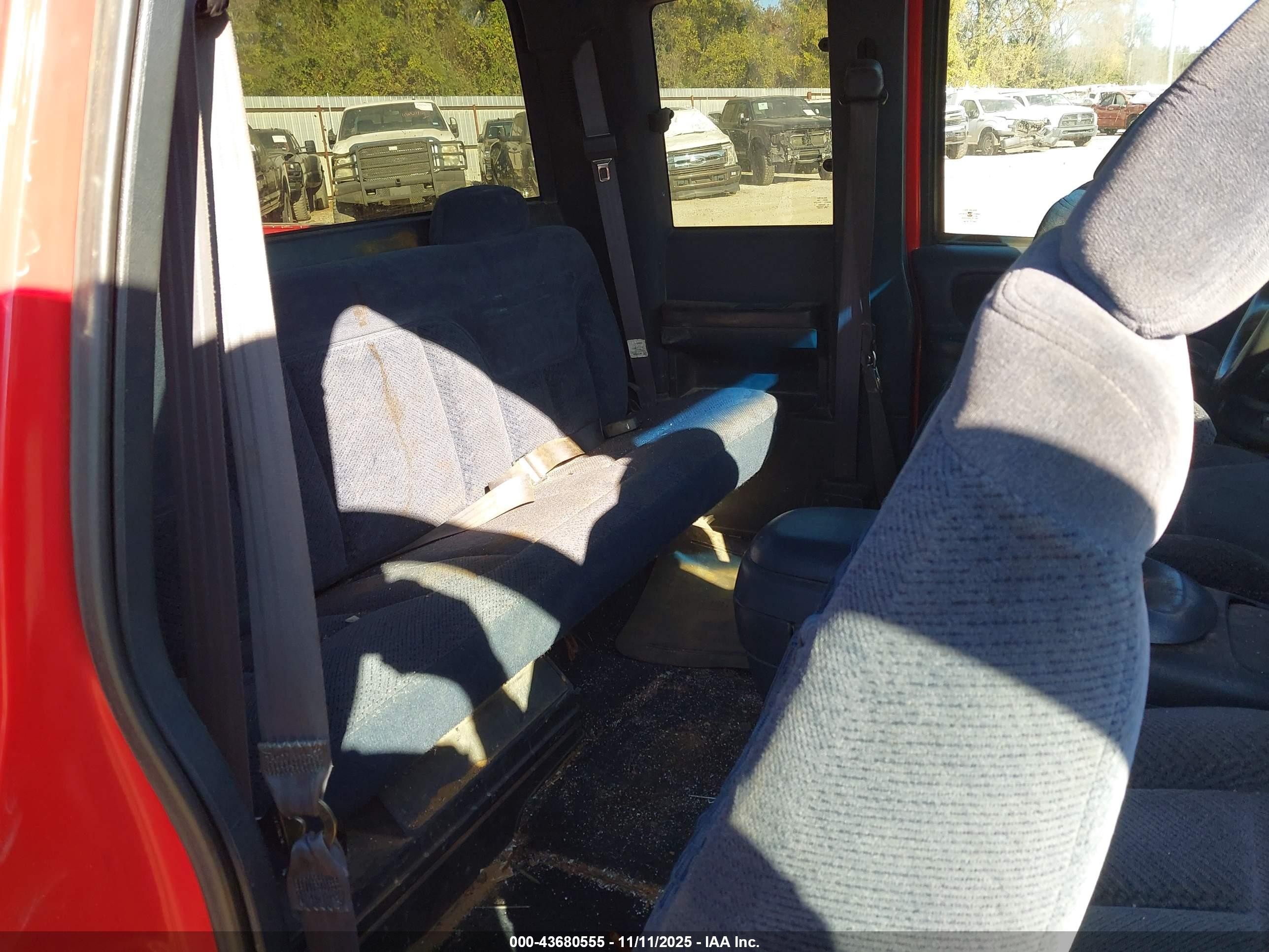 1998 Chevrolet K3500   Red vin: 1GCHC39F7WE174548