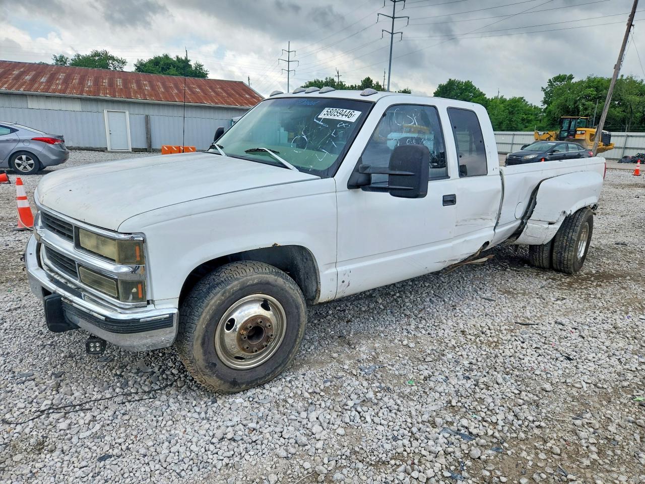 1GCHC39FXVF047589