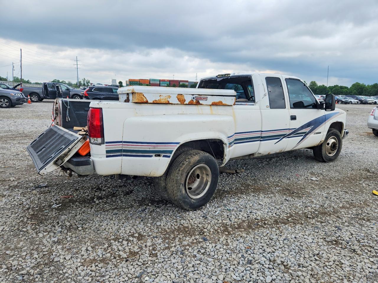 1997 Chevrolet Gmt-400 C3500 White vin: 1GCHC39FXVF047589