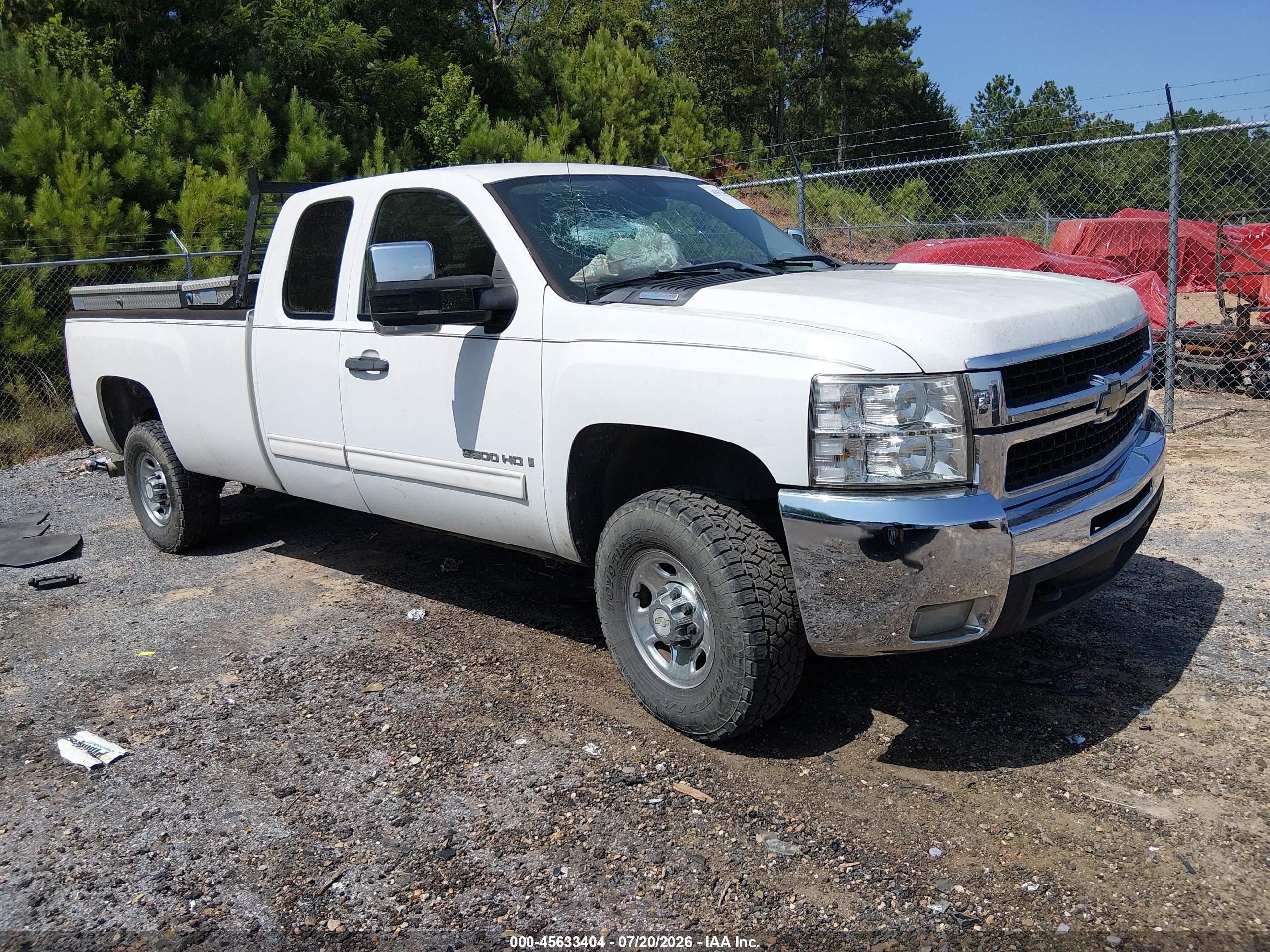 2009 Chevrolet Silverado 2500hd Lt White vin: 1GCHC59689E136844