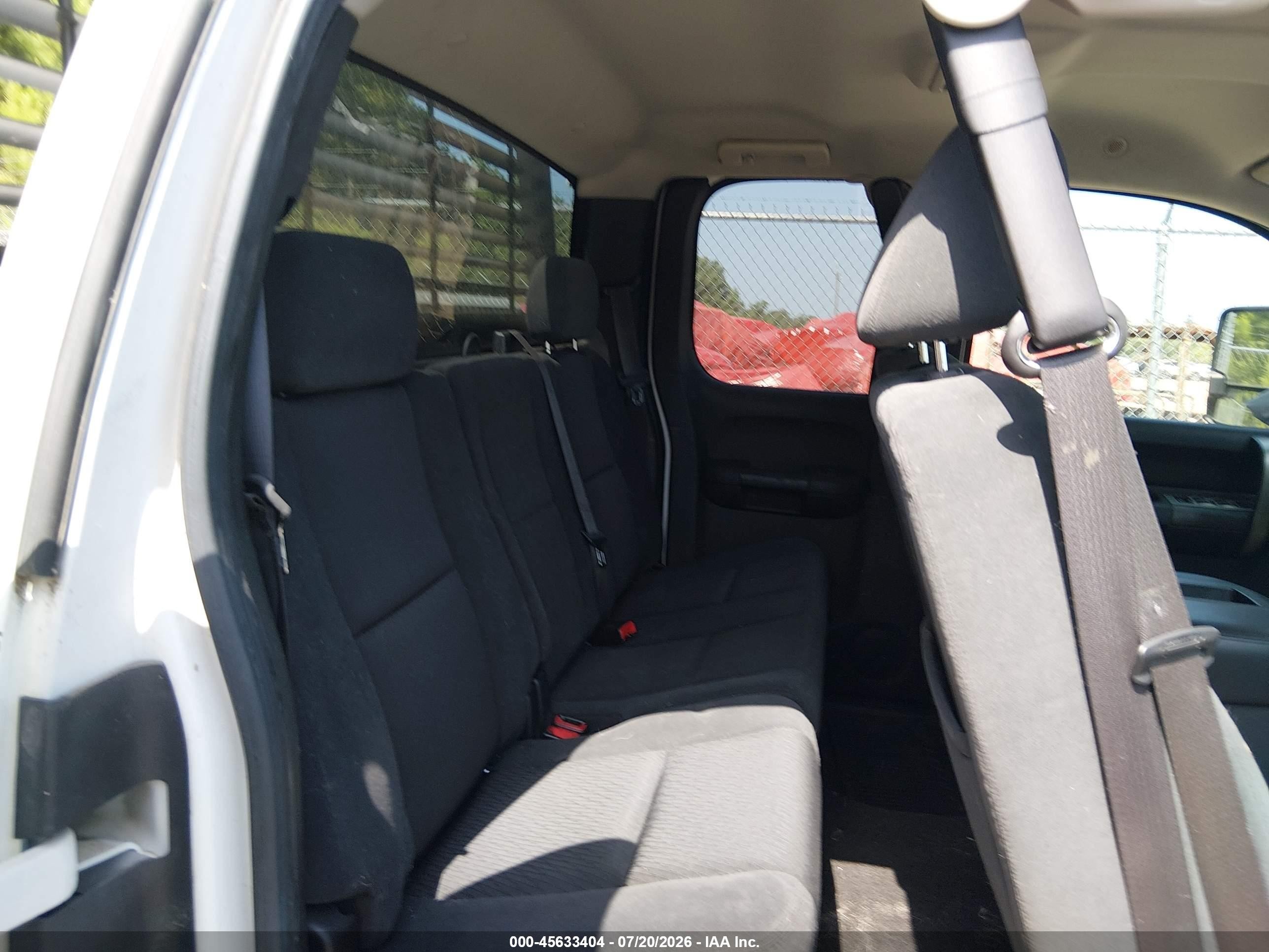 2009 Chevrolet Silverado 2500hd Lt Белый vin: 1GCHC59689E136844
