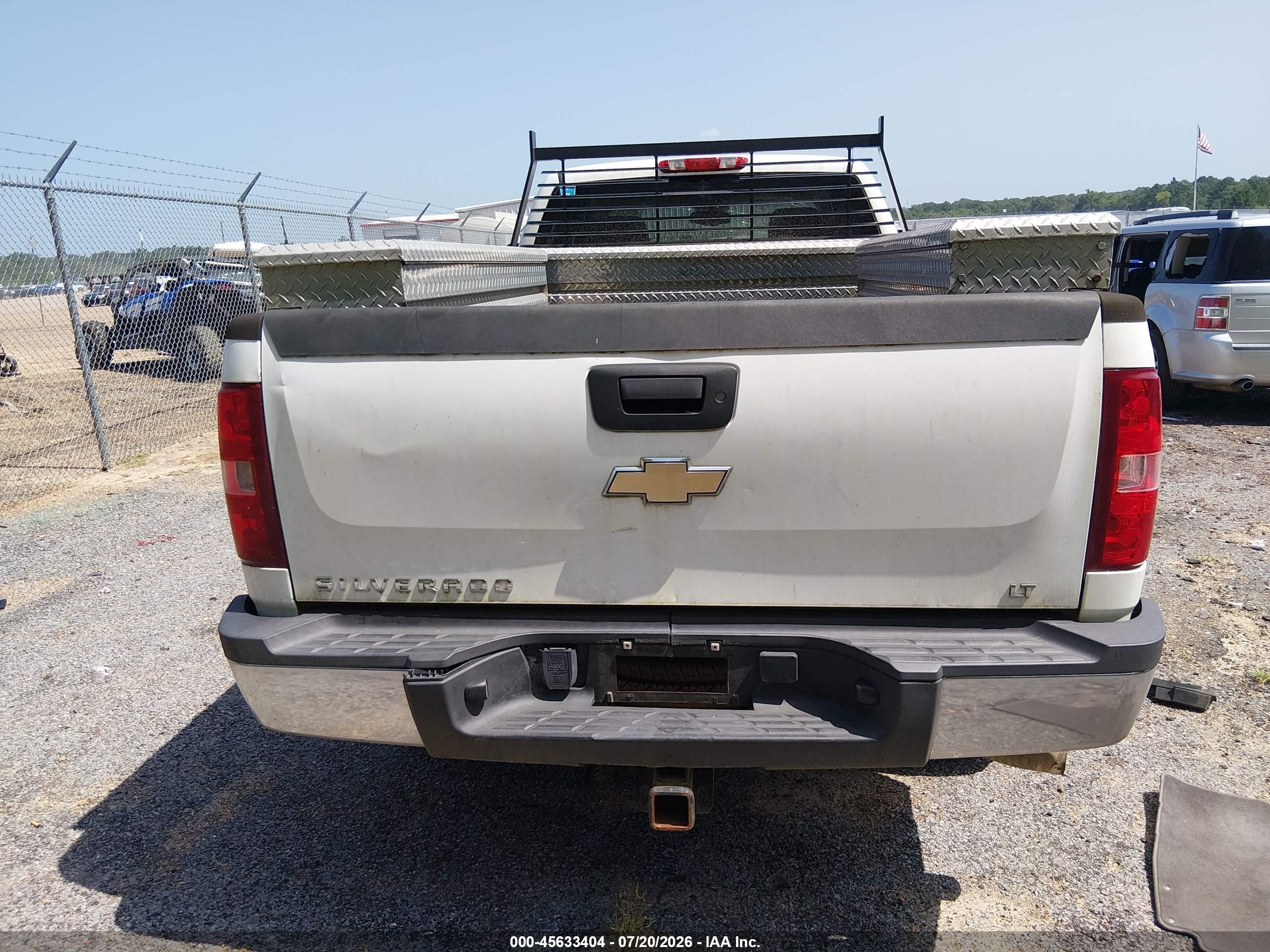 2009 Chevrolet Silverado 2500hd Lt Белый vin: 1GCHC59689E136844