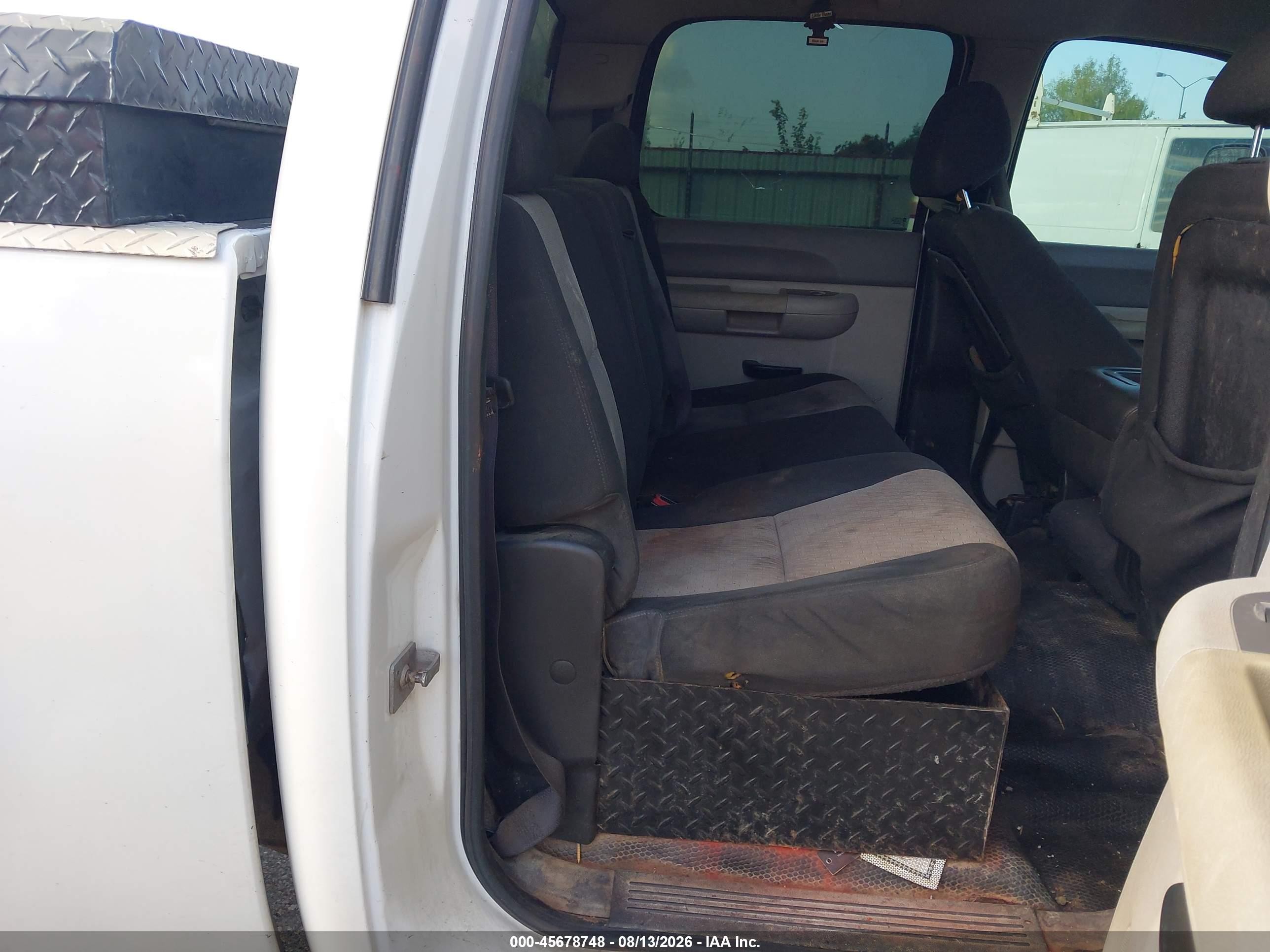 2009 Chevrolet Silverado 3500hd Work Truck White vin: 1GCHC73689F186240