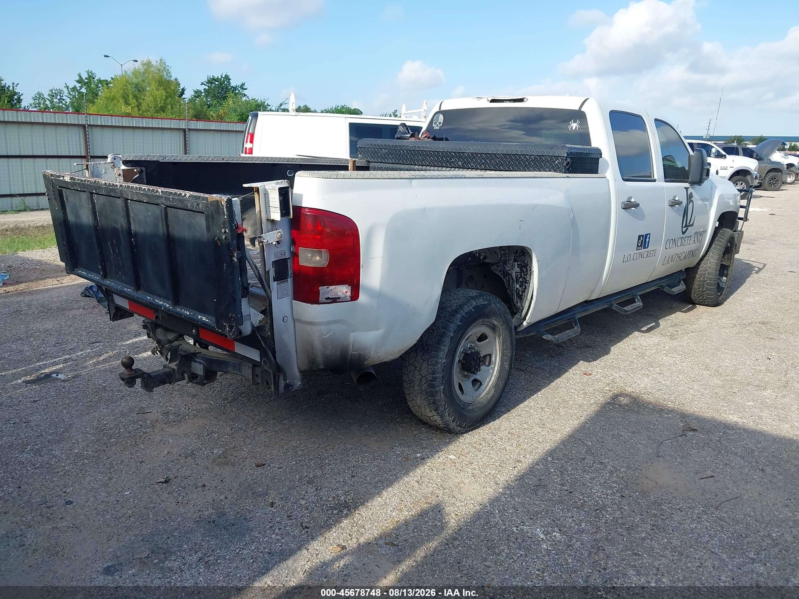 2009 Chevrolet Silverado 3500hd Work Truck White vin: 1GCHC73689F186240