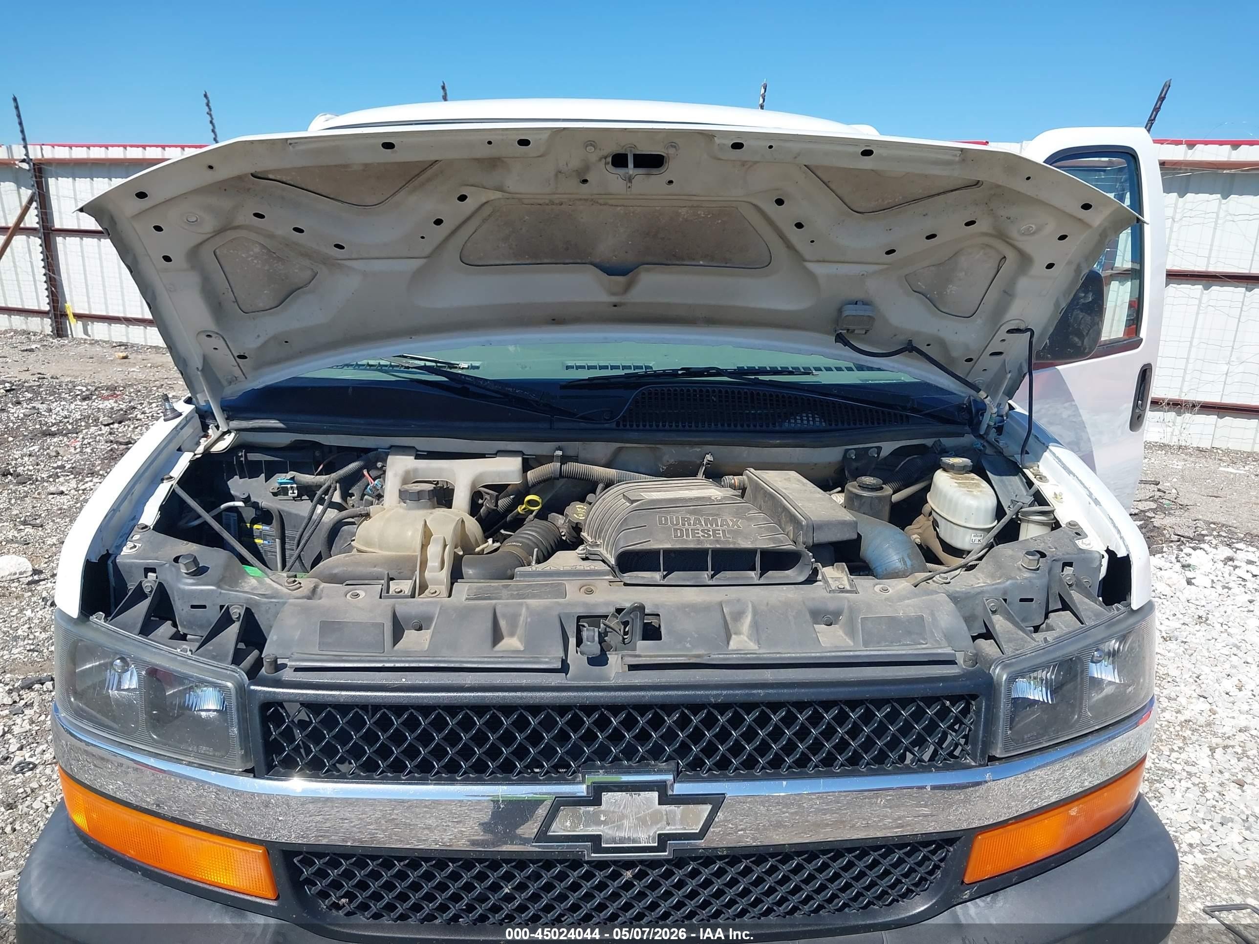 2006 Chevrolet Express Work Van Белый vin: 1GCHG352X61152252