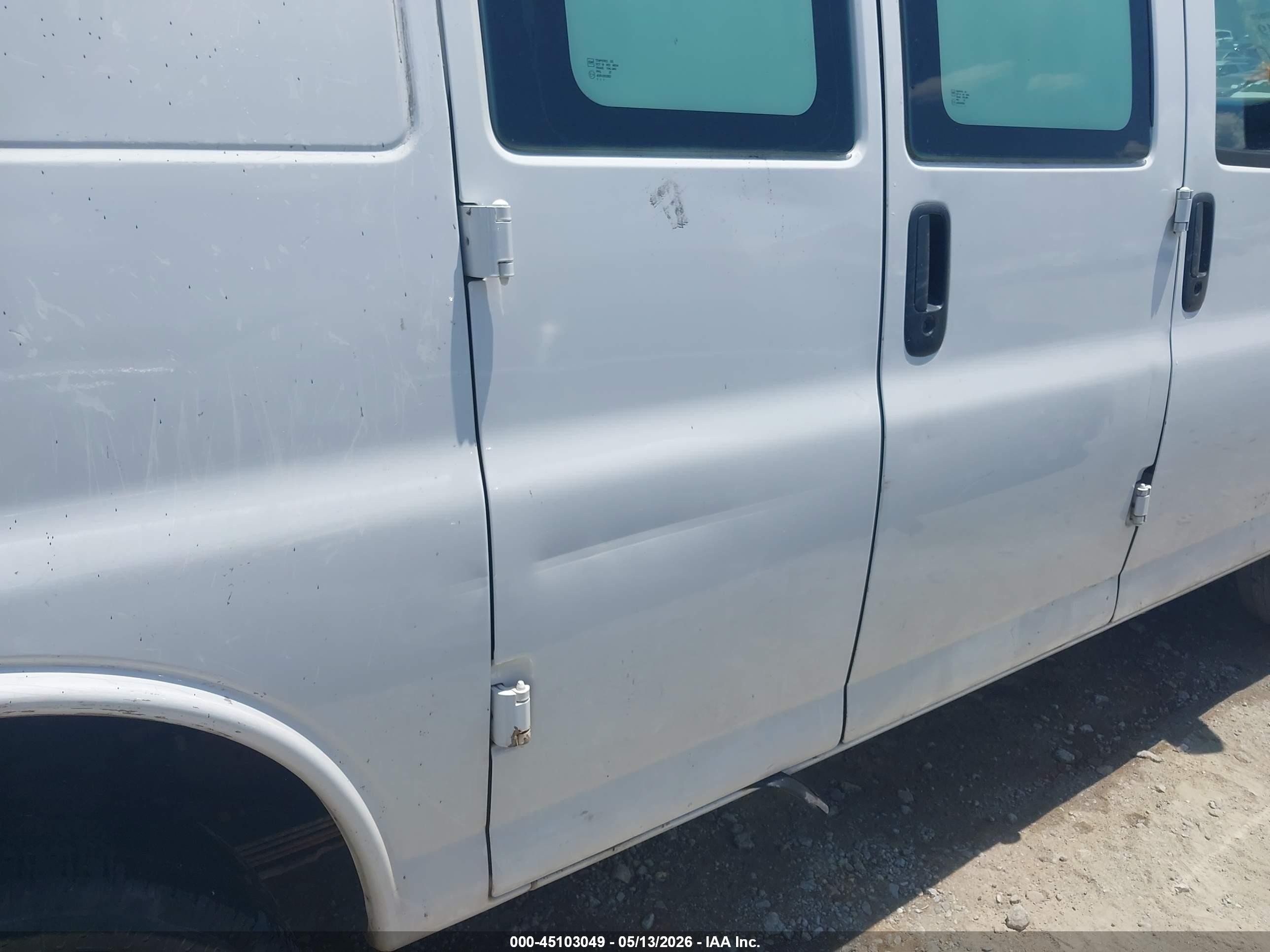 2008 Chevrolet Express Work Van Белый vin: 1GCHG35K781161719