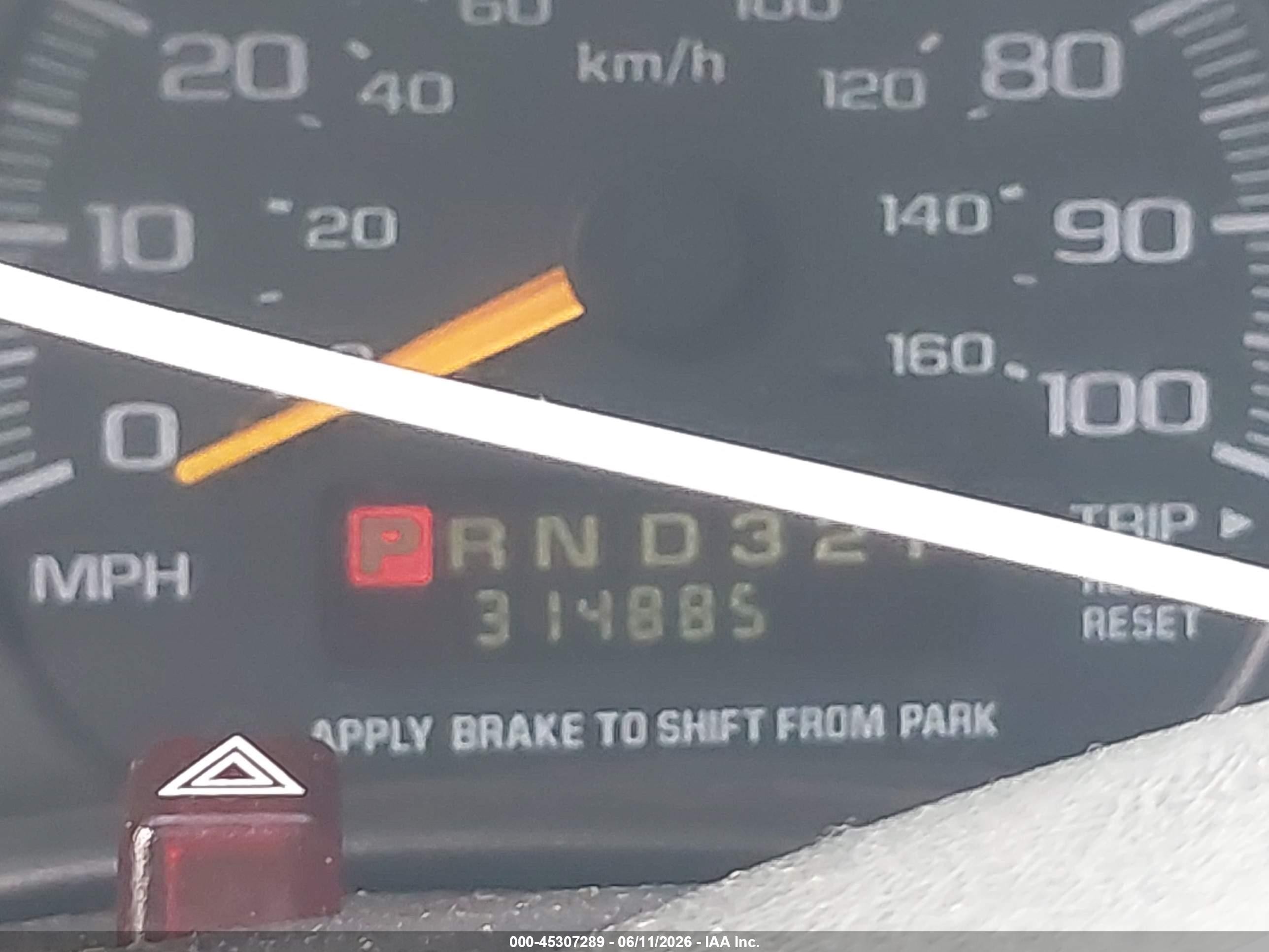 2001 Chevrolet Express   Brown vin: 1GCHG35R011101784