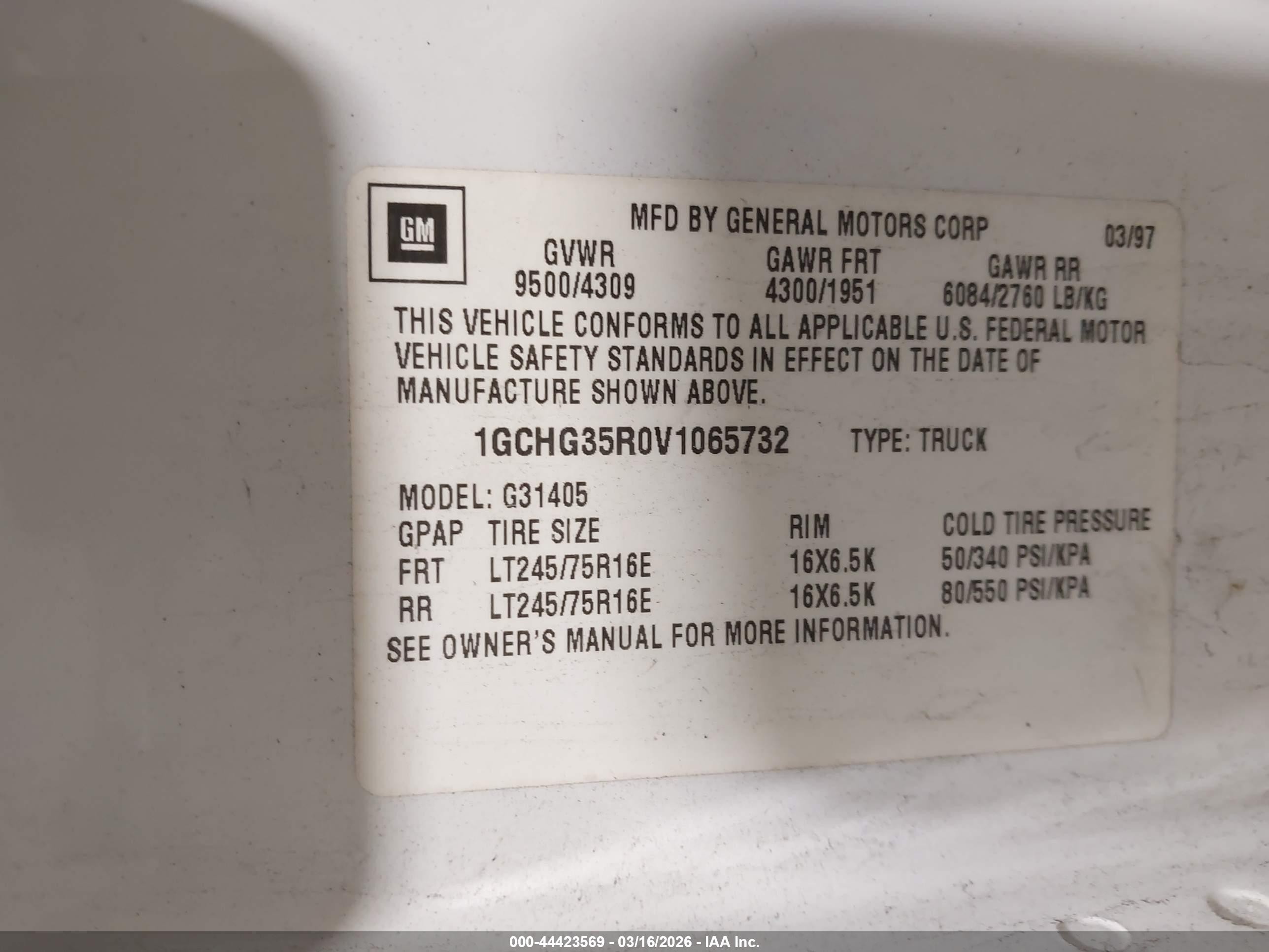1997 Chevrolet Chevy Van   White vin: 1GCHG35R0V1065732