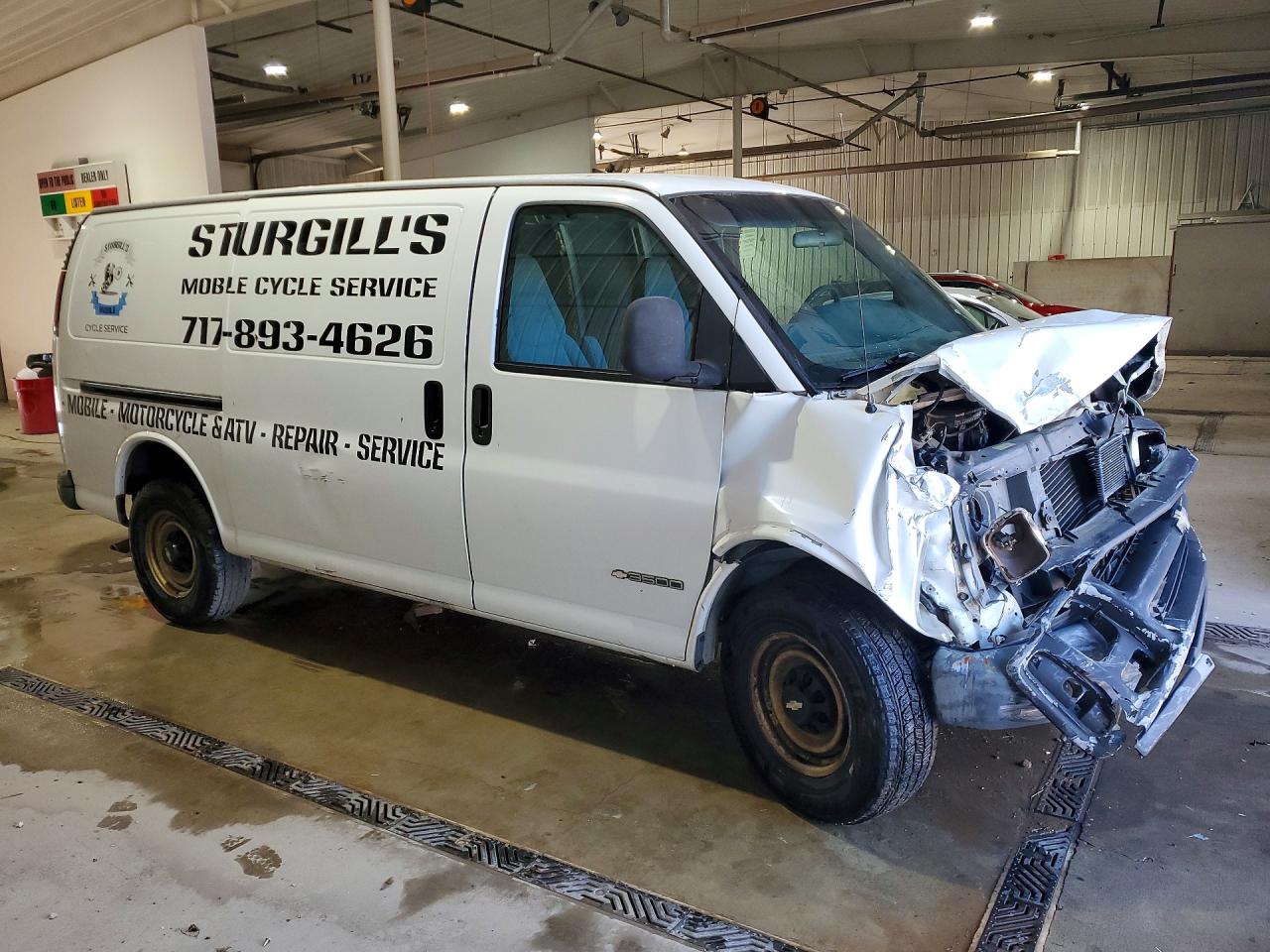 1997 Chevrolet Express G3500 Белый vin: 1GCHG35R5V1038137