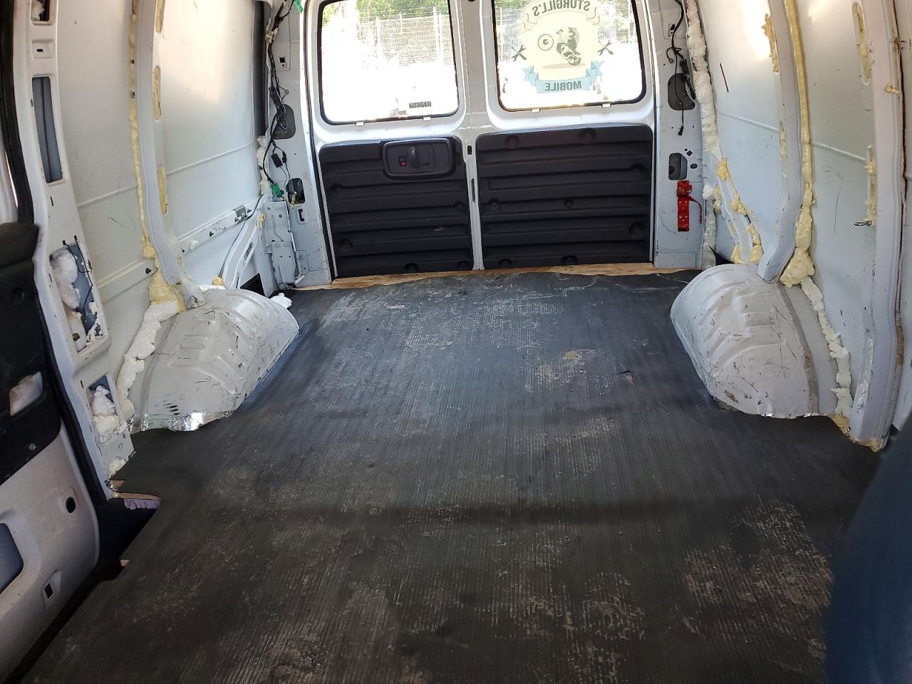 1997 Chevrolet Express G3500 Белый vin: 1GCHG35R5V1038137