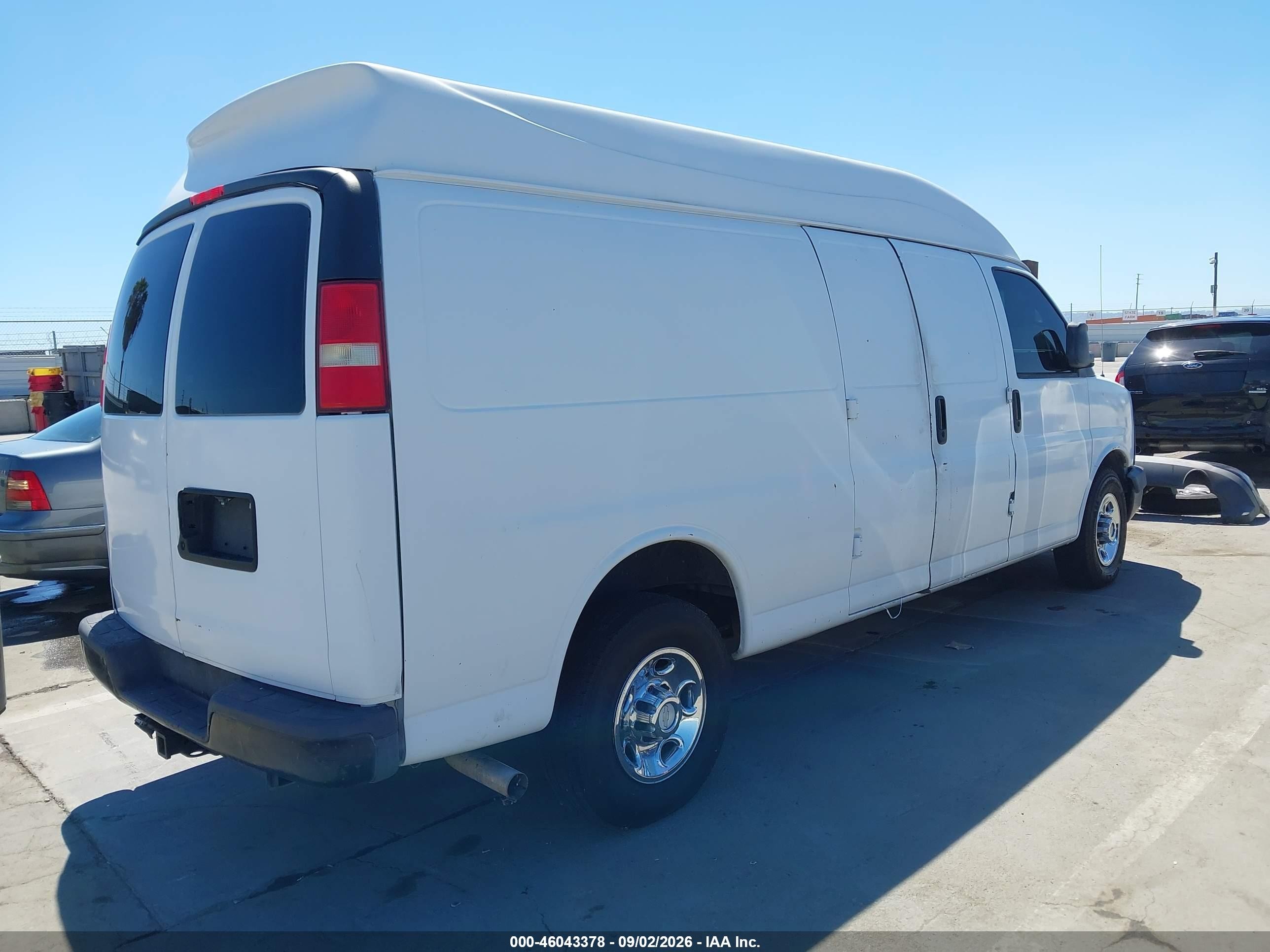 2007 Chevrolet Express Work Van White vin: 1GCHG39U071223892