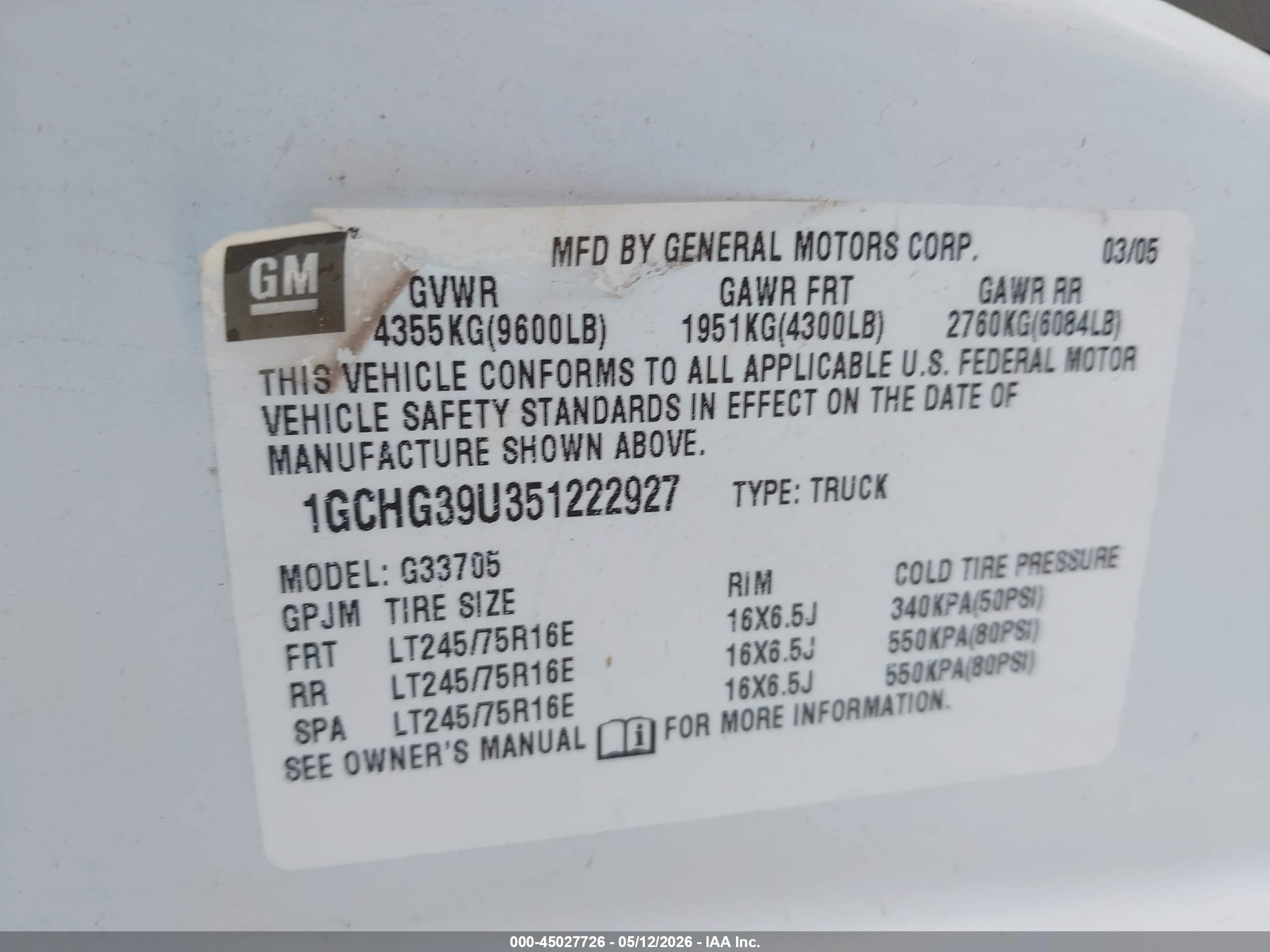 2005 Chevrolet Express   White vin: 1GCHG39U351222927