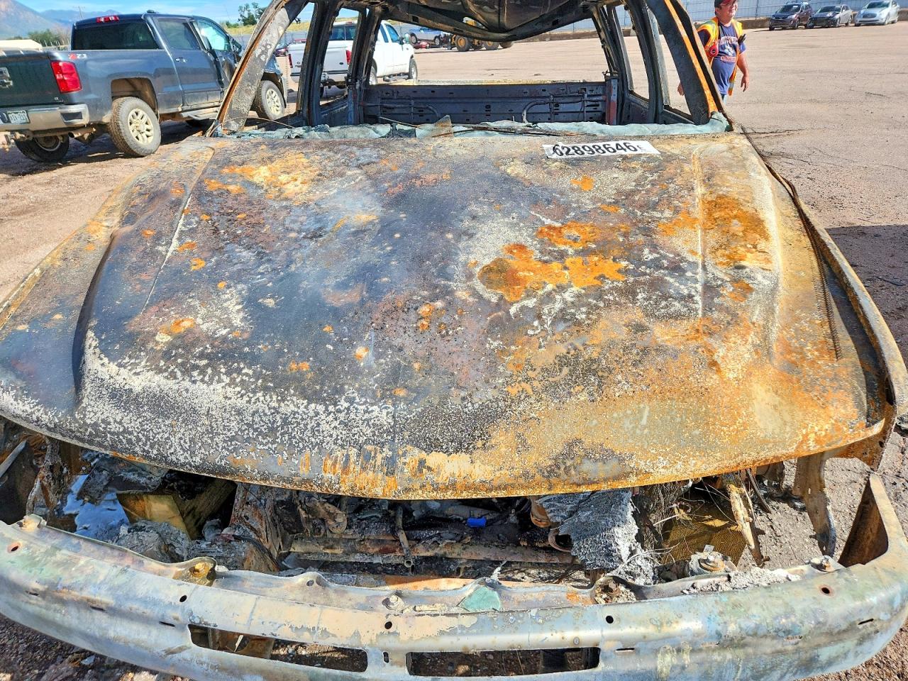 2002 Chevrolet Silverado K2500 Heavy Duty Burn vin: 1GCHK23112F133377