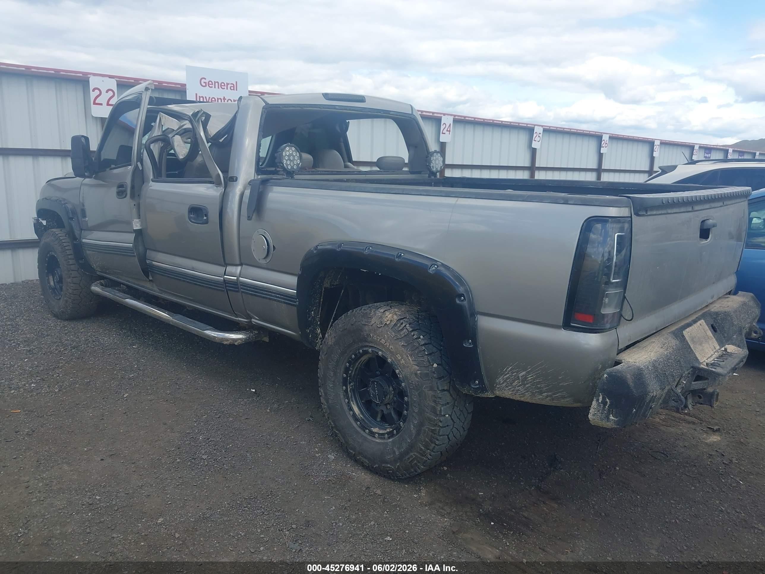 2002 Chevrolet Silverado 2500hd Lt Beige vin: 1GCHK23112F203167